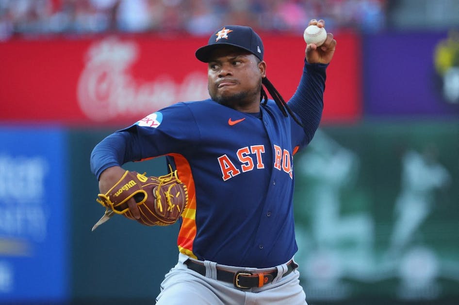 Pick on the Total for Rangers-Astros on October 22 - DraftKings