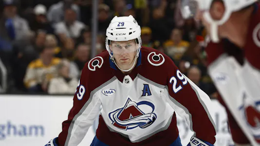 Colorado Avalanche center Nathan MacKinnon (29) as we offer our Avalanche vs. Golden Knights player prop bets.