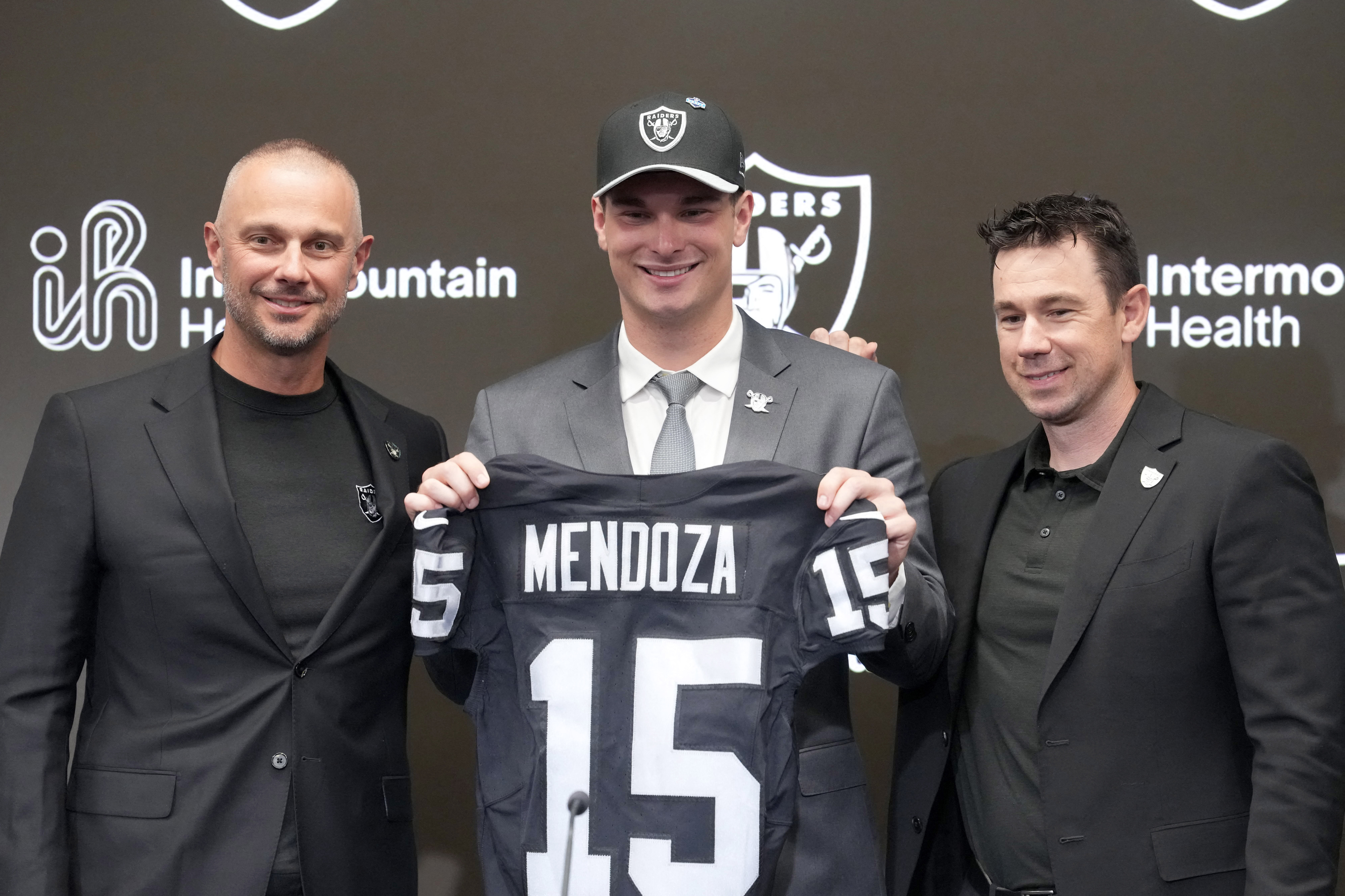Las Vegas Raiders QB Fernando Mendoza is among the top players in our dynasty fantasy football rookie rankings.