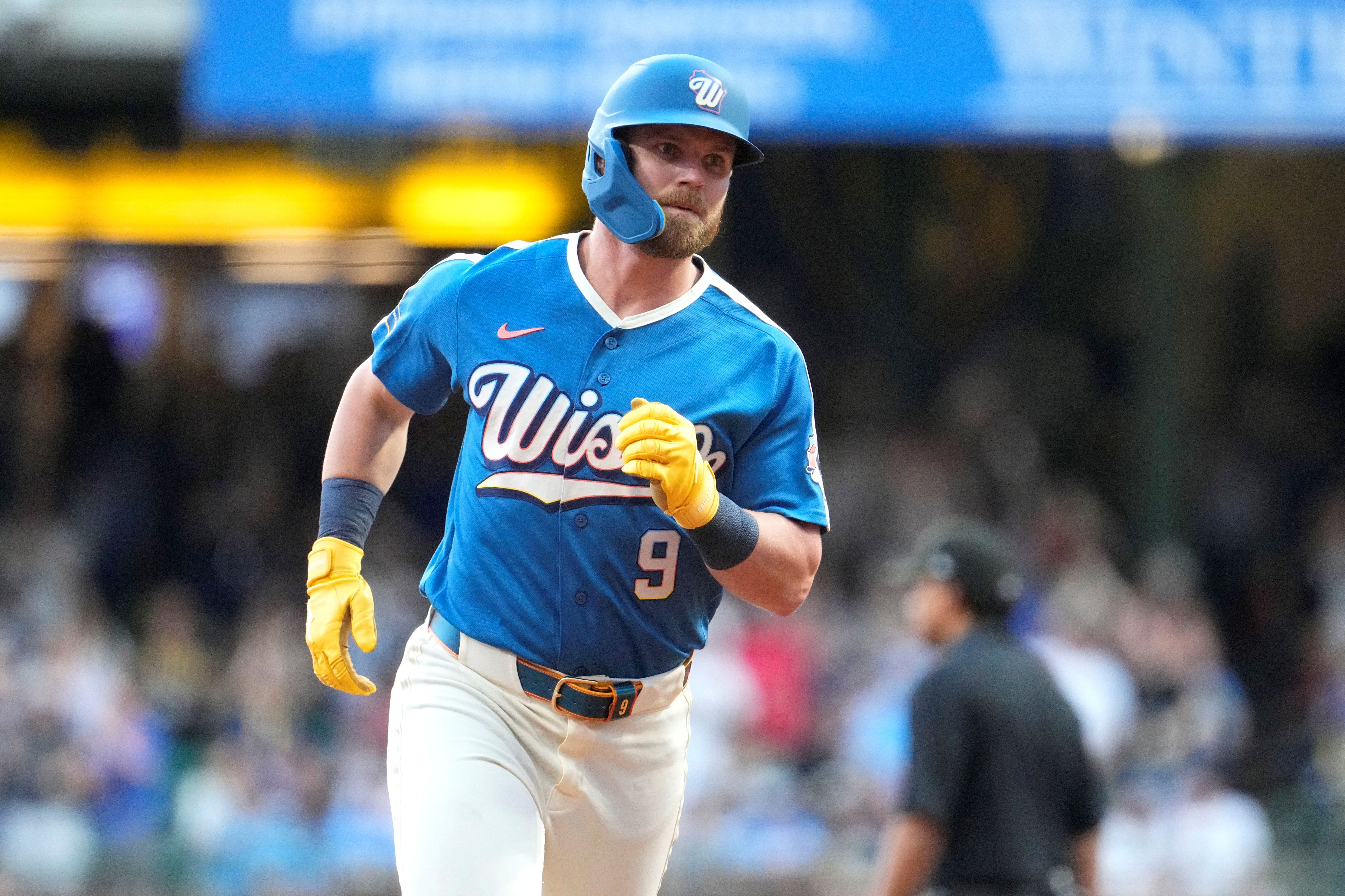 Milwaukee Brewers first baseman Jake Bauers (9), seen here rounding the bases during a game, is featured in our Phillies vs. Brewers prediction.