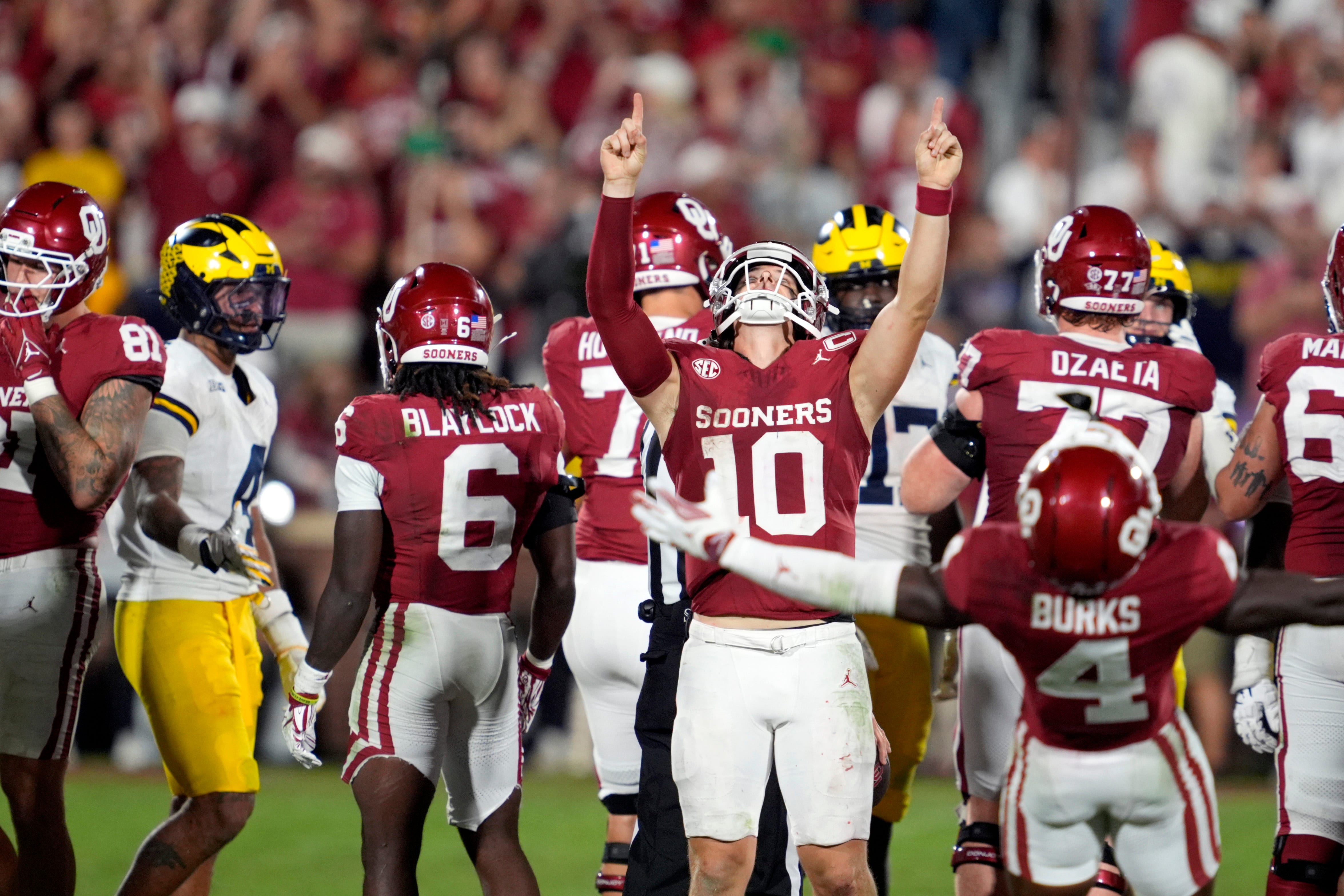 Heisman Trophy Odds 2025: Manning vs. Mateer Emerging Ahead of Red River Rivalry
