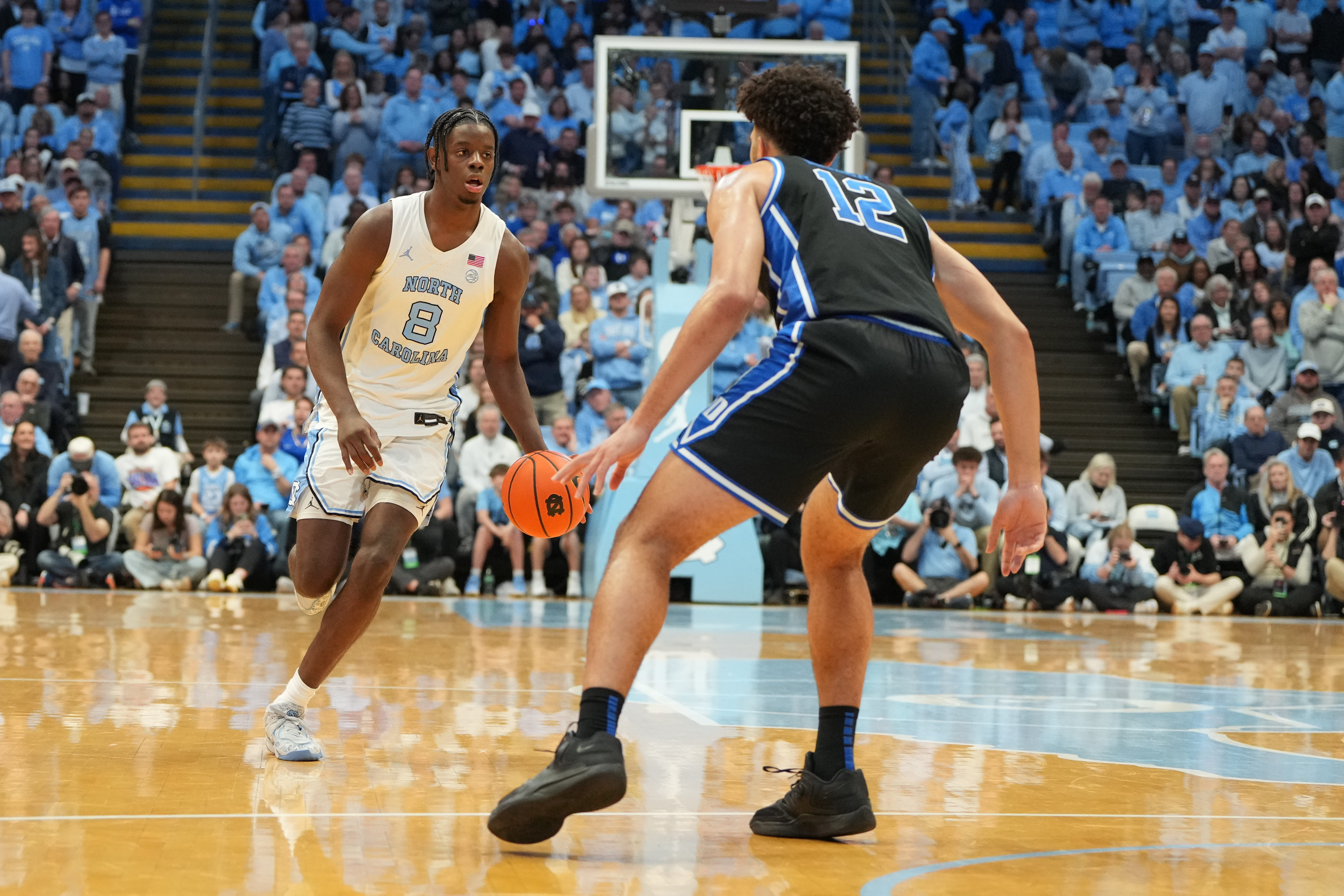 North Carolina's Caleb Wilson (8) is the focus of our North Carolina vs. Miami prediction. 