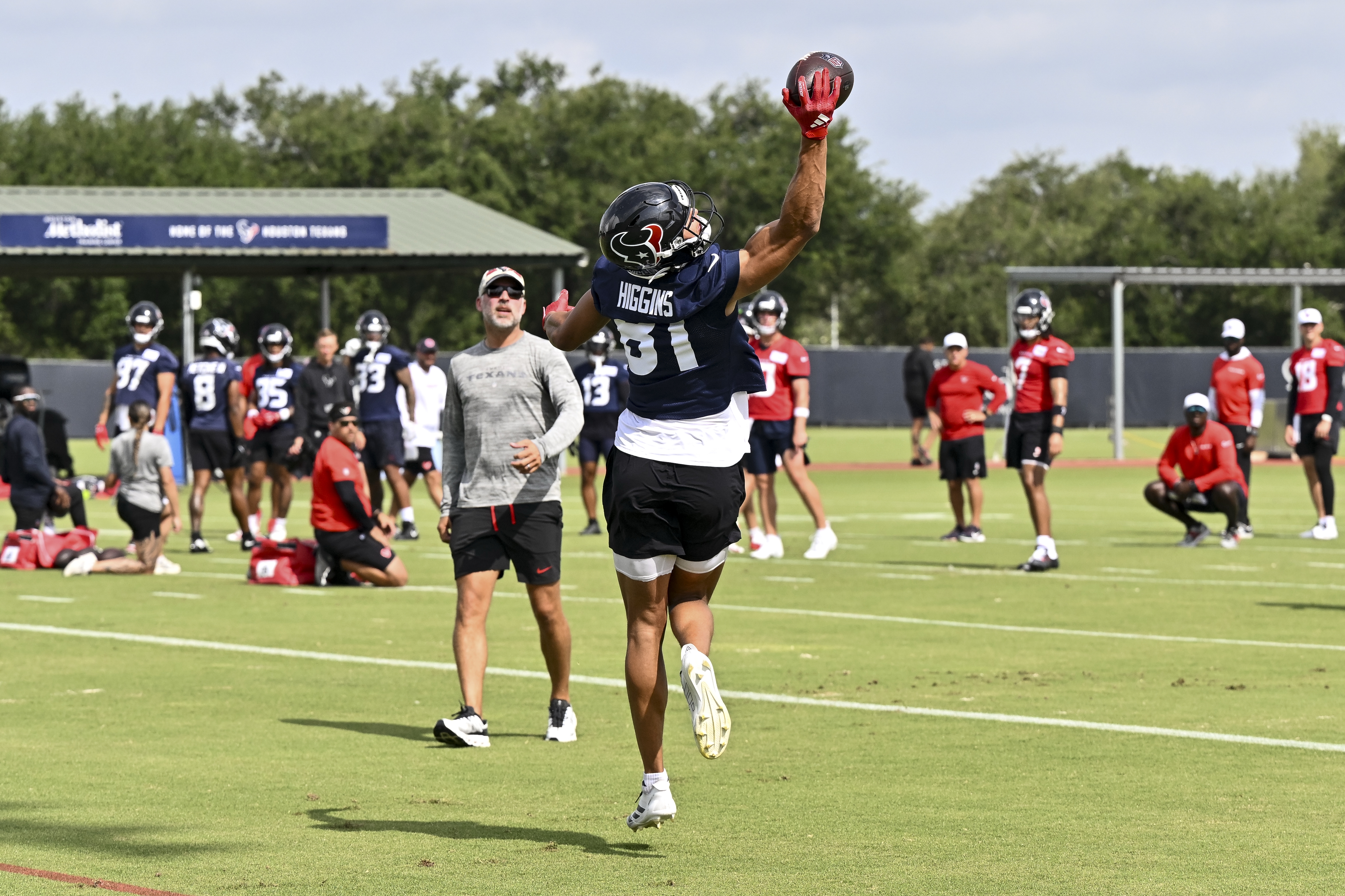 NFL Rookie of the Year Odds 2025: Prediction & Betting Favorites as Training Camp Begins