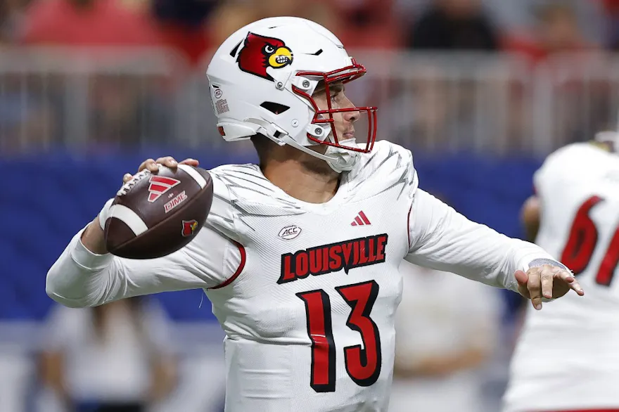 Jack Plummer of the Louisville Cardinals is featured in our favorite Kentucky vs. Louisville prediction for Week 13.