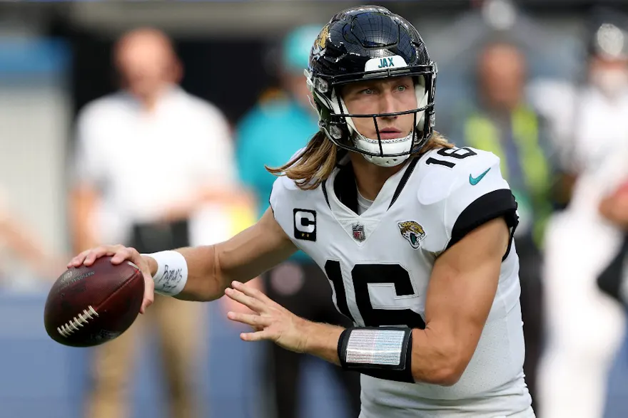 Trevor Lawrence of the Jacksonville Jaguars looks to pass as we share our best Bengals vs. Jaguars parlay for MNF.