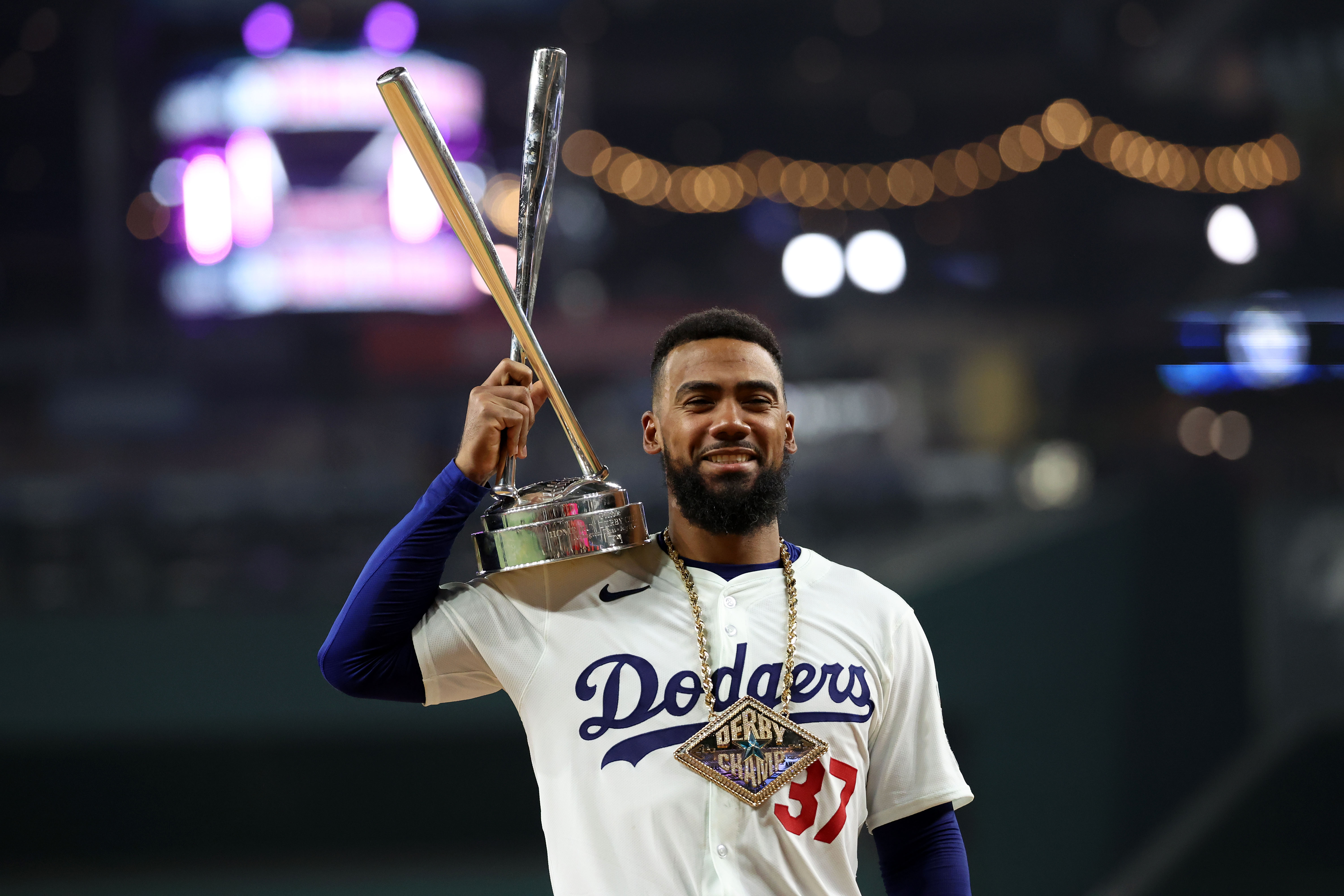 Red Sox vs. Dodgers Prediction, Picks & Player Props Today: Will Hernandez Rack up RBIs?