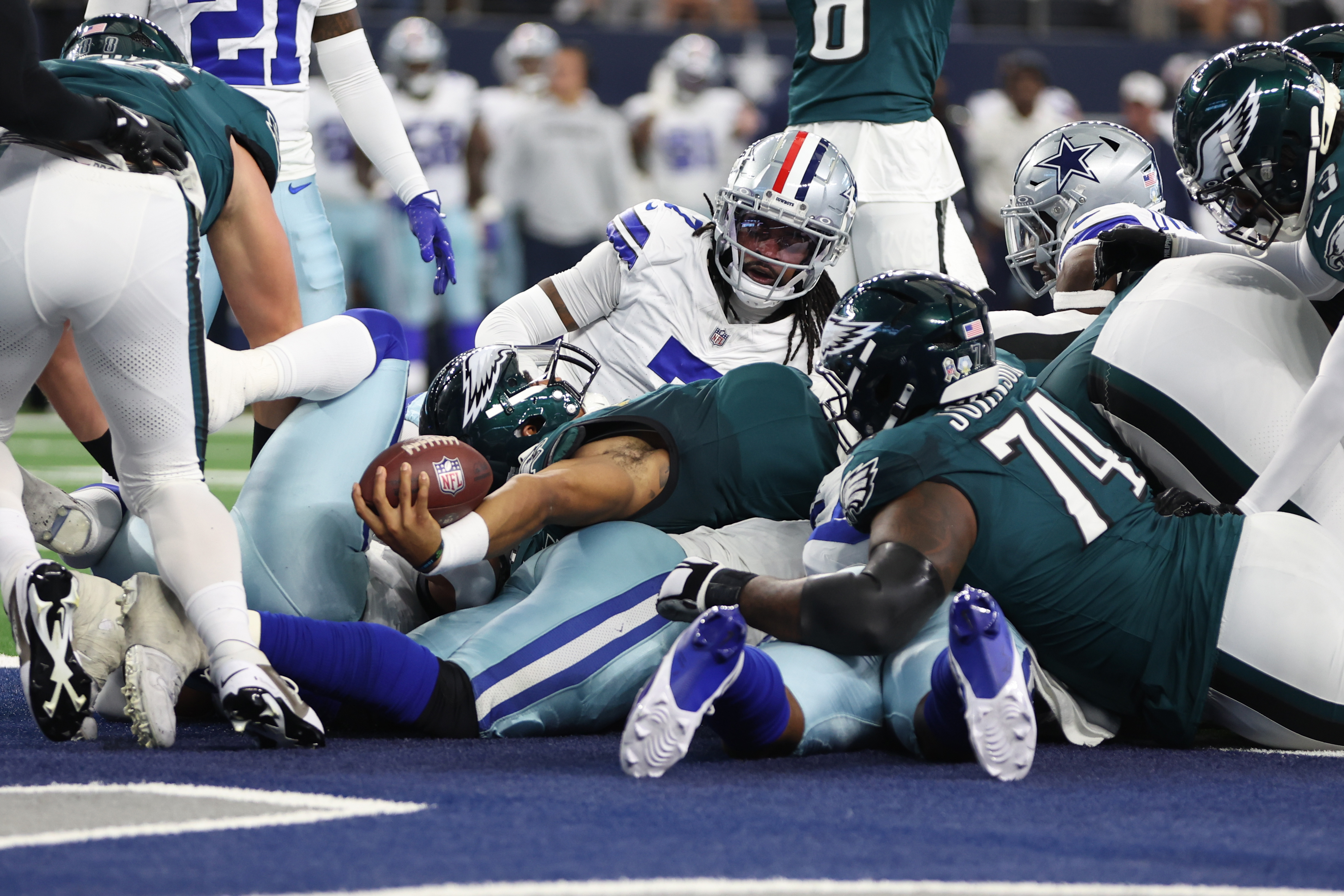 Who Will Score the 1st Touchdown of the 2025 NFL Season? Cowboys vs. Eagles Predictions & Prop Bets