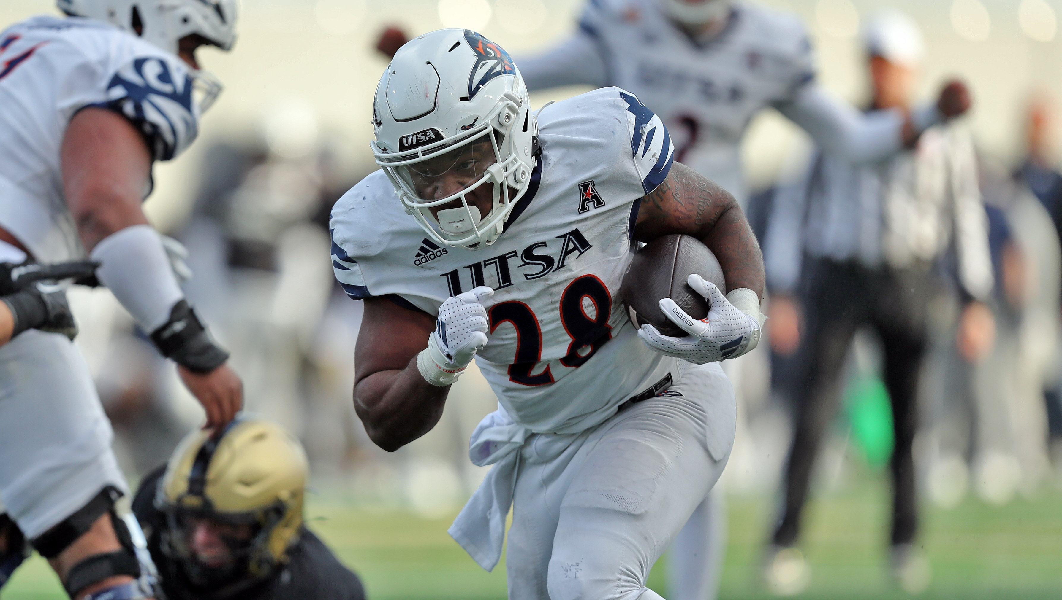 Coastal Carolina vs. UTSA Prediction & Picks: Myrtle Beach Bowl Odds