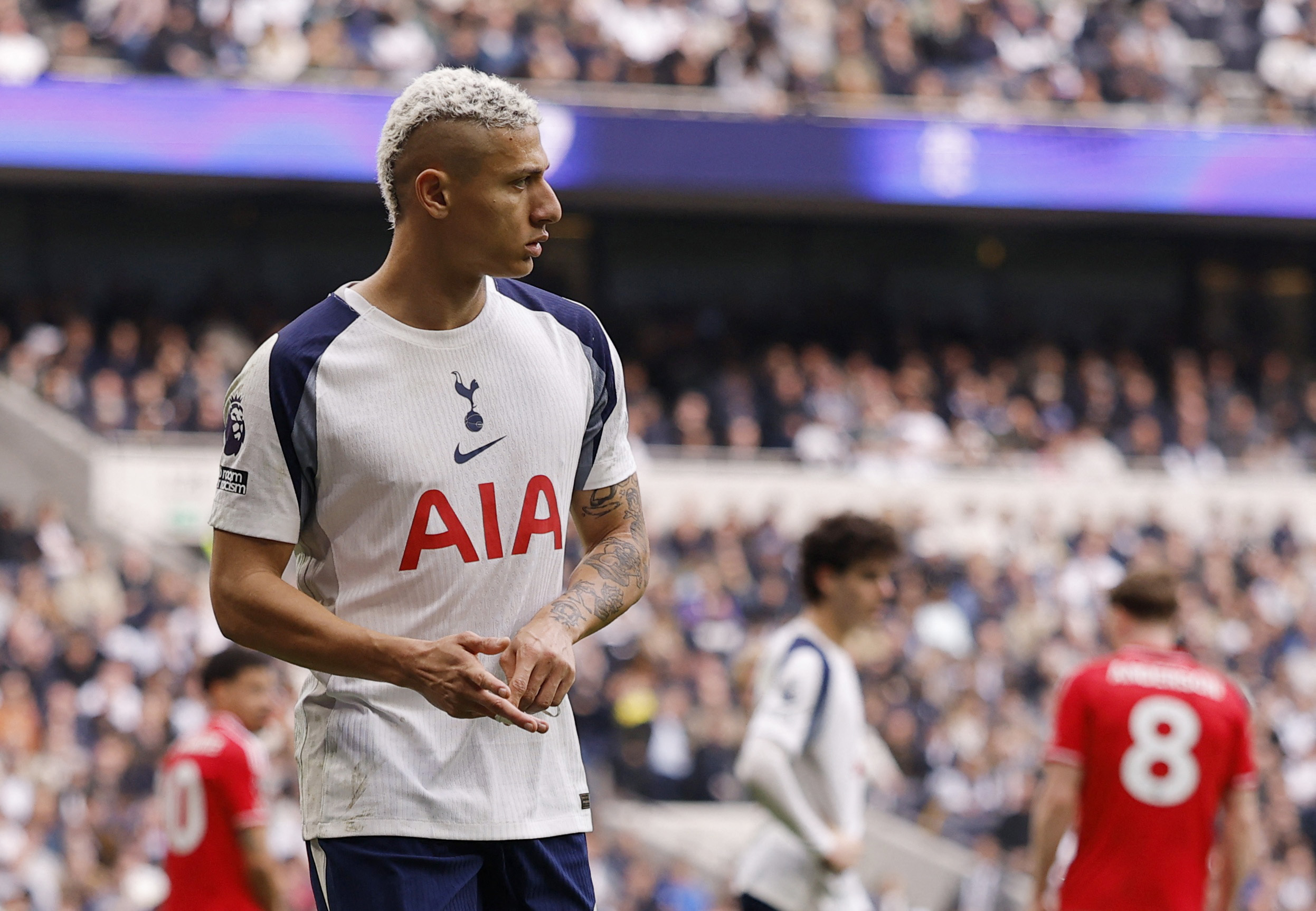 Richarlison leaves the pitch as he is featured in our Sunderland vs. Tottenham Prediction. 