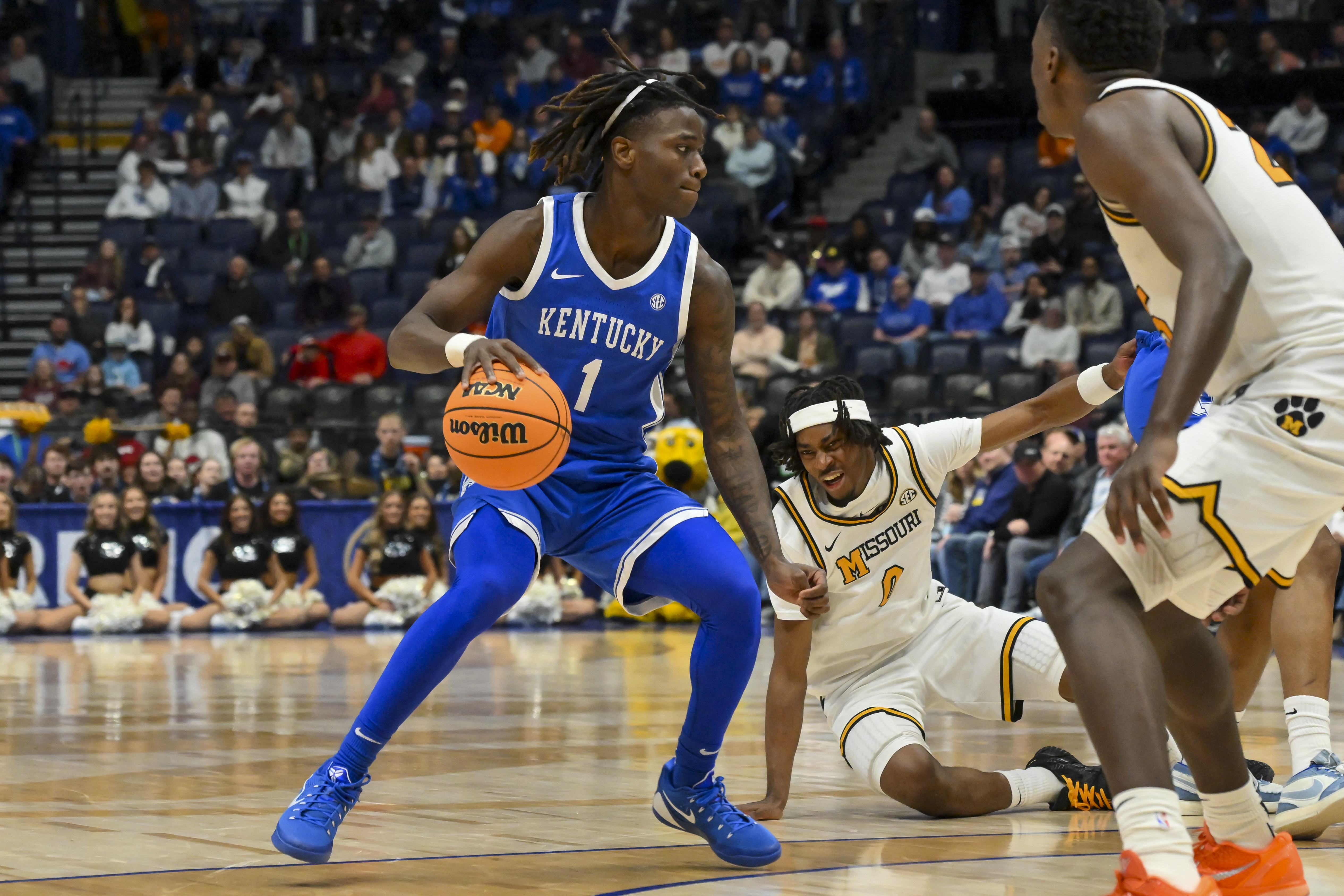 Denzel Aberdeen in action as we provide our Santa Clara vs. Kentucky prediction today.