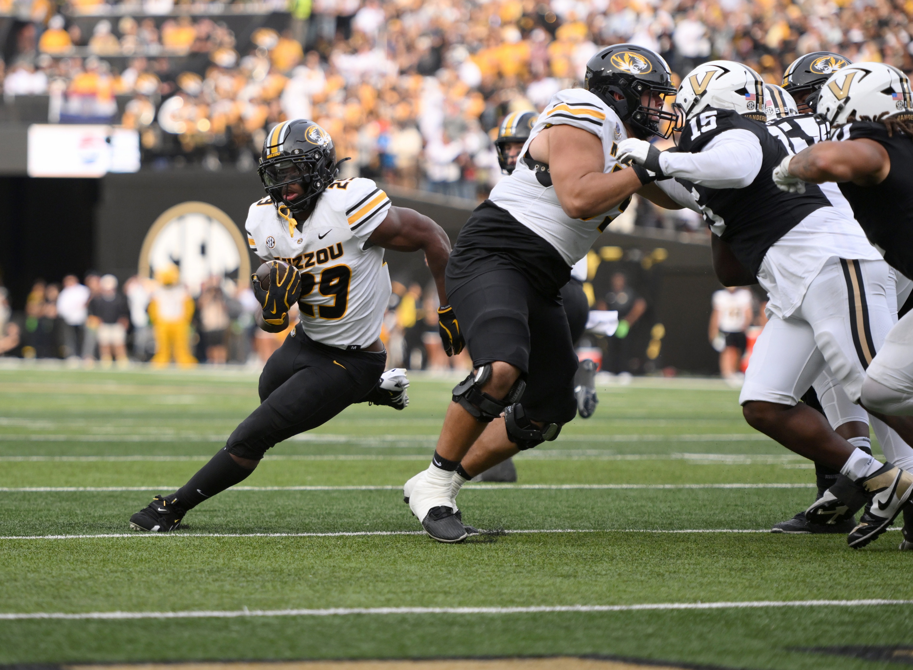 Texas A&M vs. Missouri Player Props: Best Bets & TD Picks for Week 11