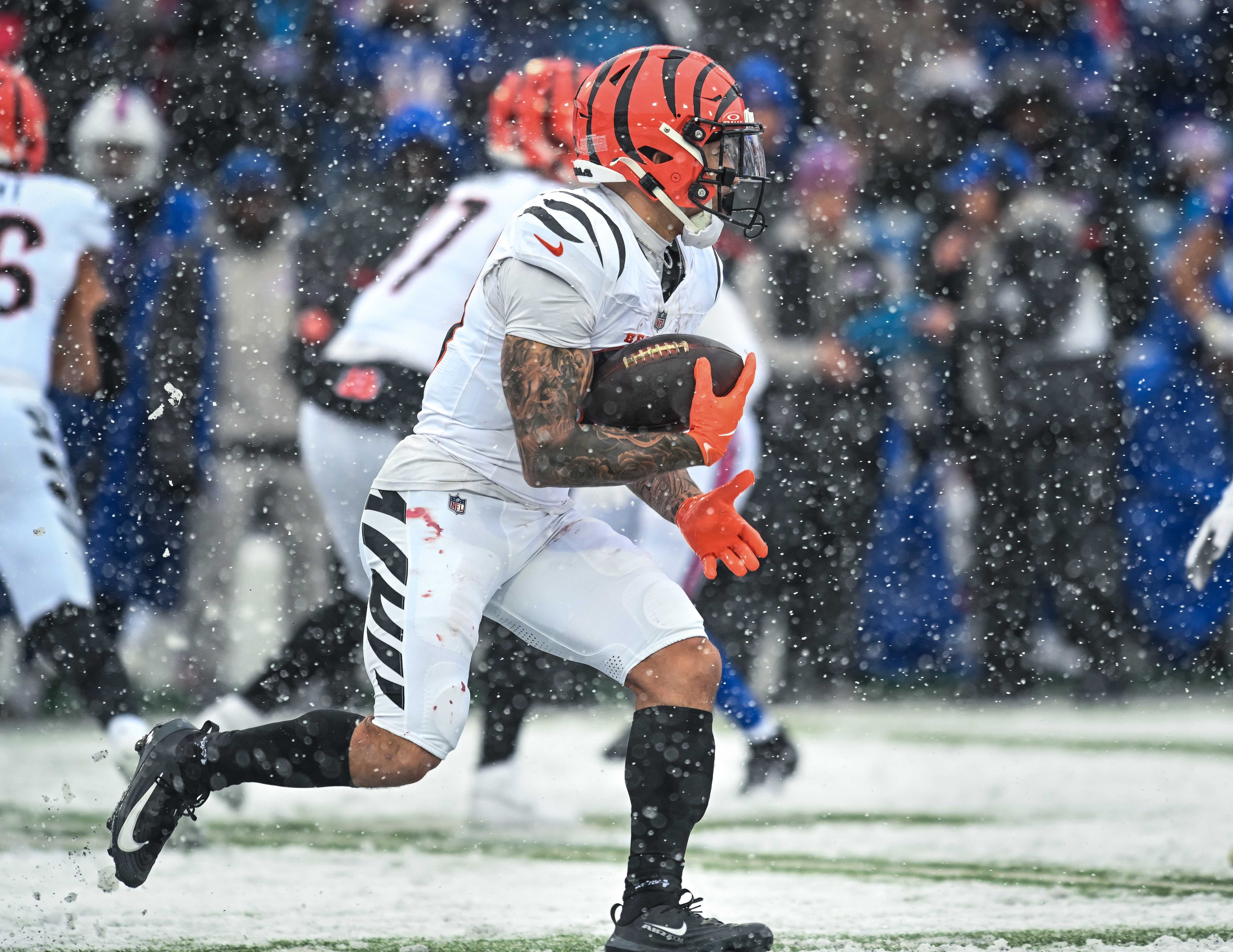 NFL 2+ Touchdown Scorer Predictions: Best TD Picks to Score Twice on Sunday