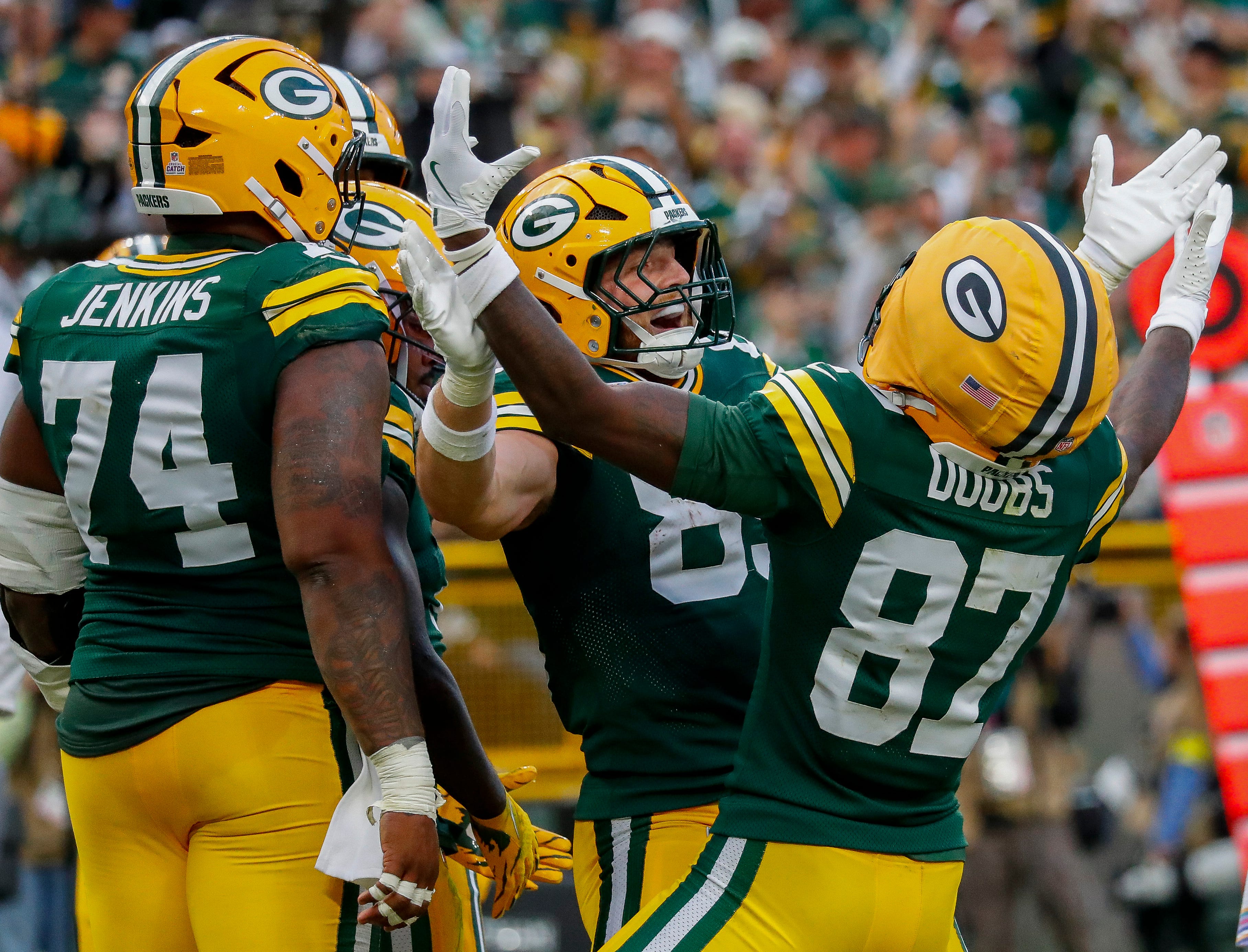 Eagles vs. Packers Prediction & Odds for Monday Night Football: NFL Betting Preview Tonight