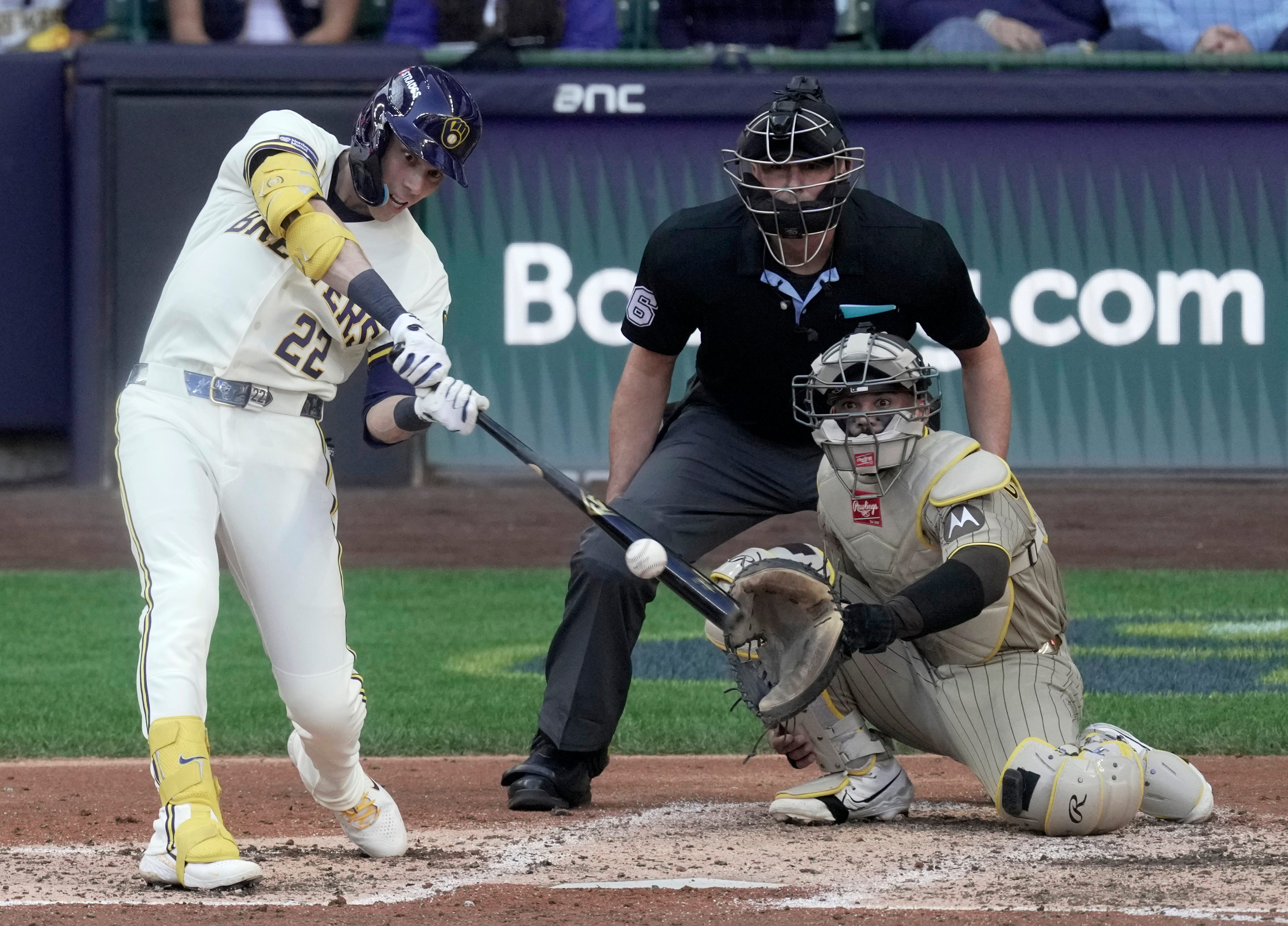 Milwaukee Brewers designated hitter Christian Yelich hits a double as we make our best Brewers vs. Padres NLDS Game 3 prediction
