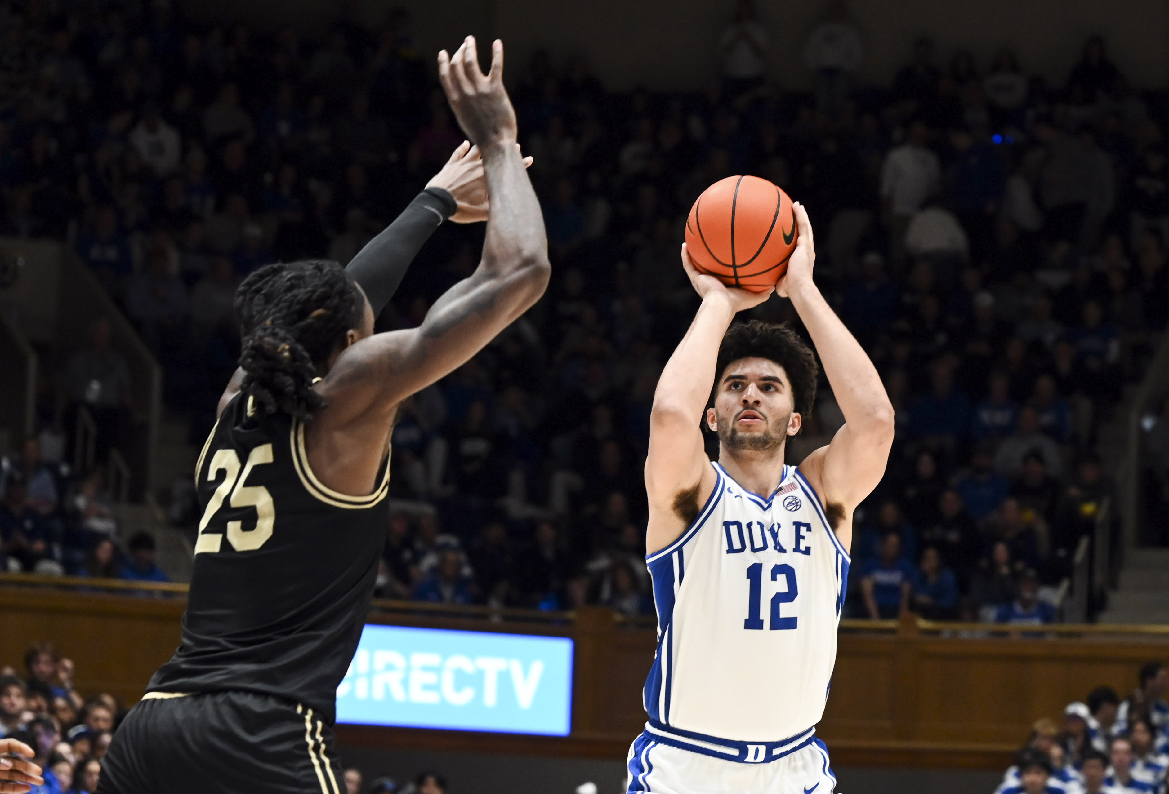 Louisville vs. Duke Prediction, Picks & Odds: College Basketball Picks Today (Jan. 26)