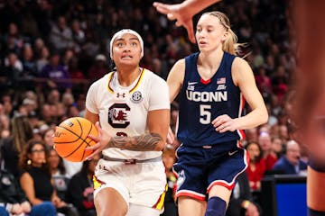 South Carolina vs. UConn Prediction, Odds & Preview Today: Best Bets for Women's March Madness