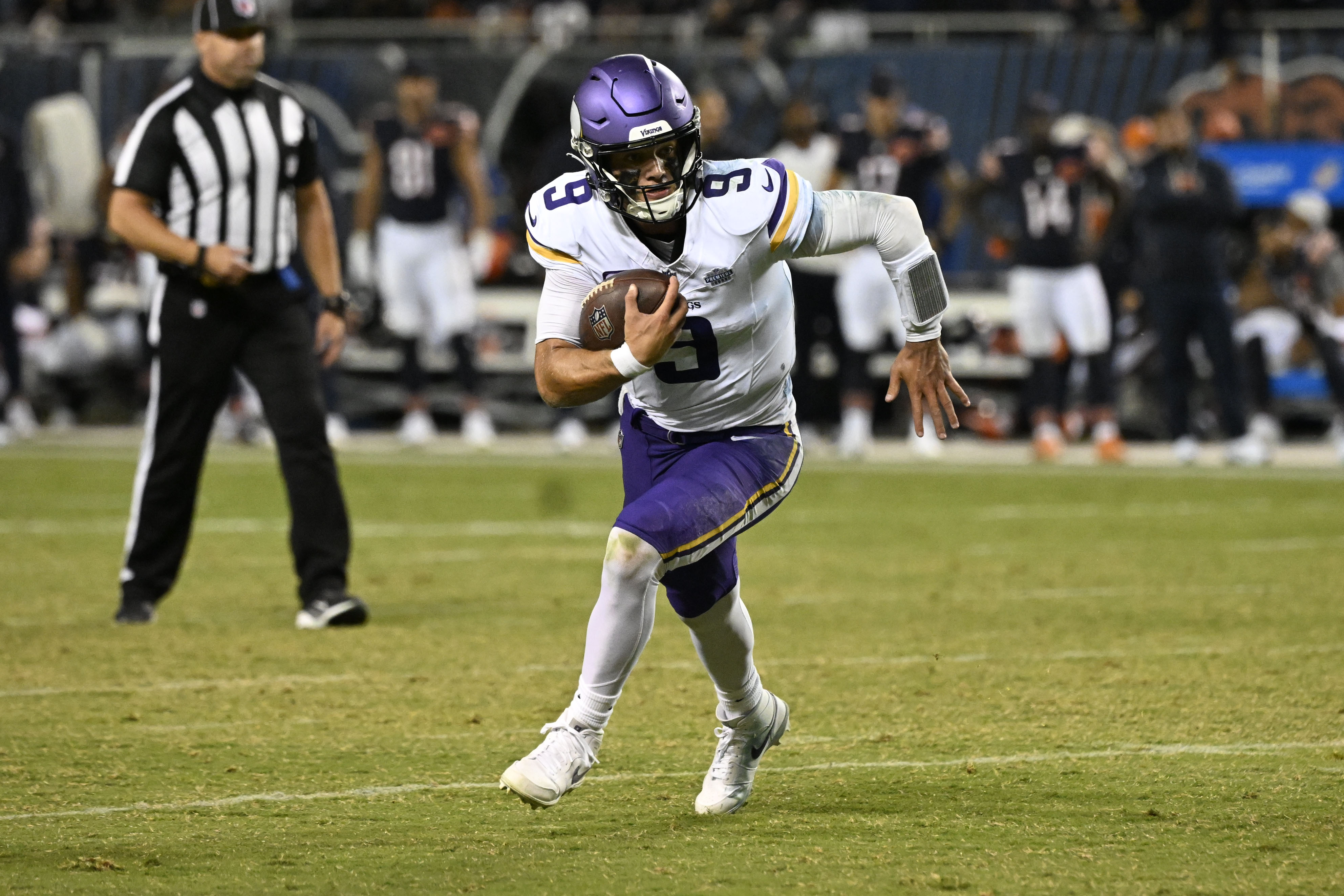 How to Bet NFL Week 2: How to Maximize $100 Budget for NFL Picks
