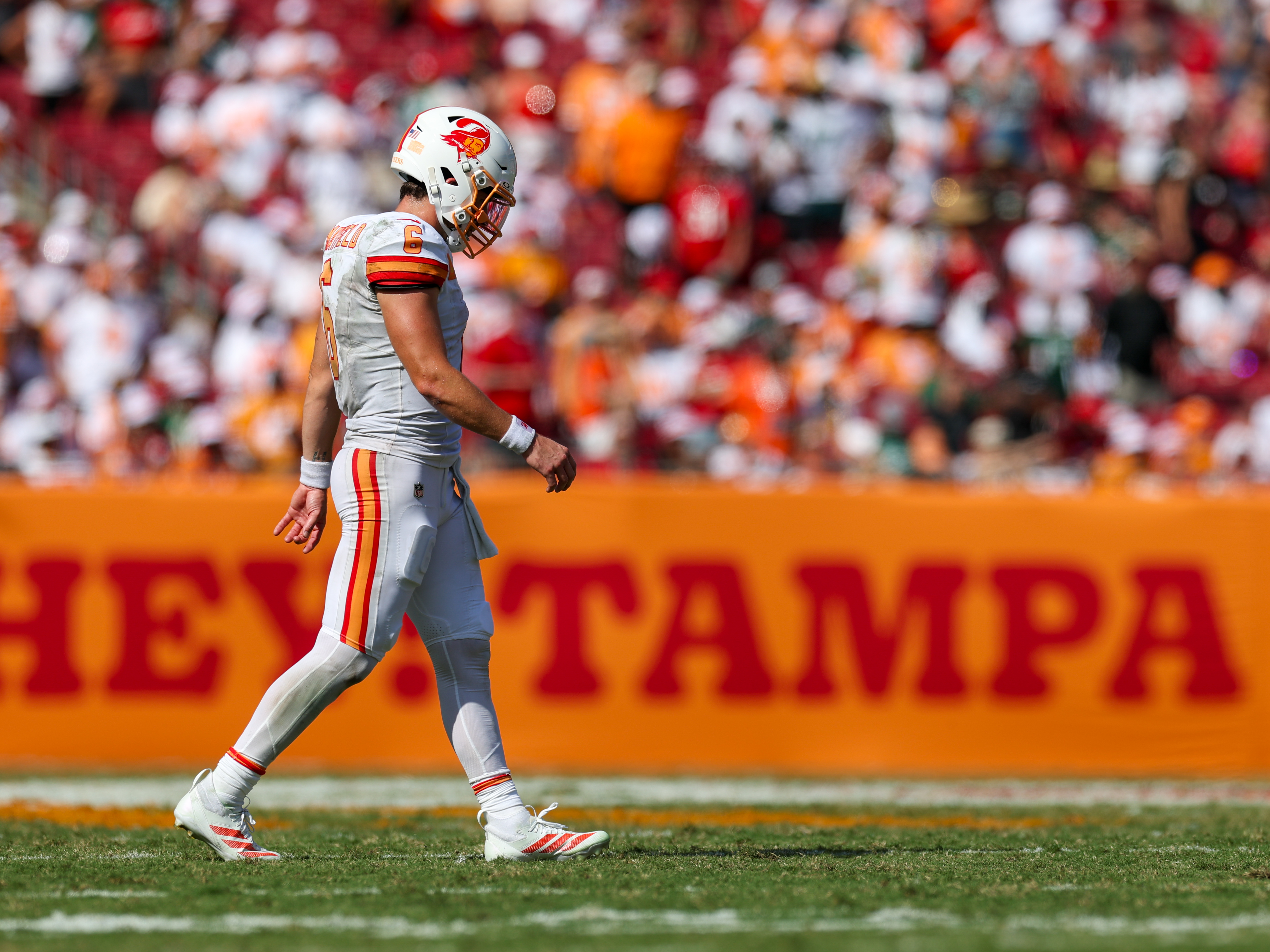 NFL Weather Report Week 4: Latest Forecasts and Betting & Fantasy Impacts