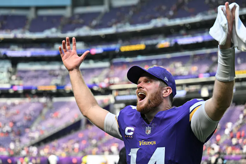 Minnesota Vikings quarterback Sam Darnold (14) reacts as we examine the Minnesota Vikings' odds to win the Super Bowl and NFC North.