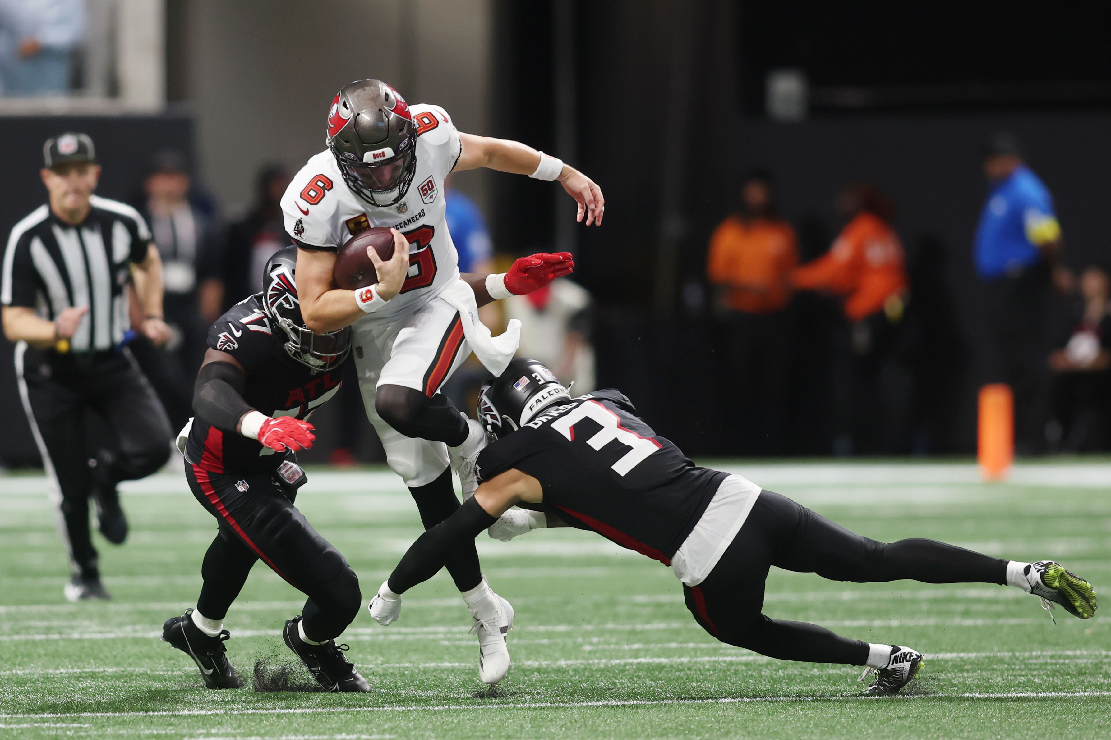 NFL Week 1 Takeaways: Betting & Fantasy Insights From Every Game