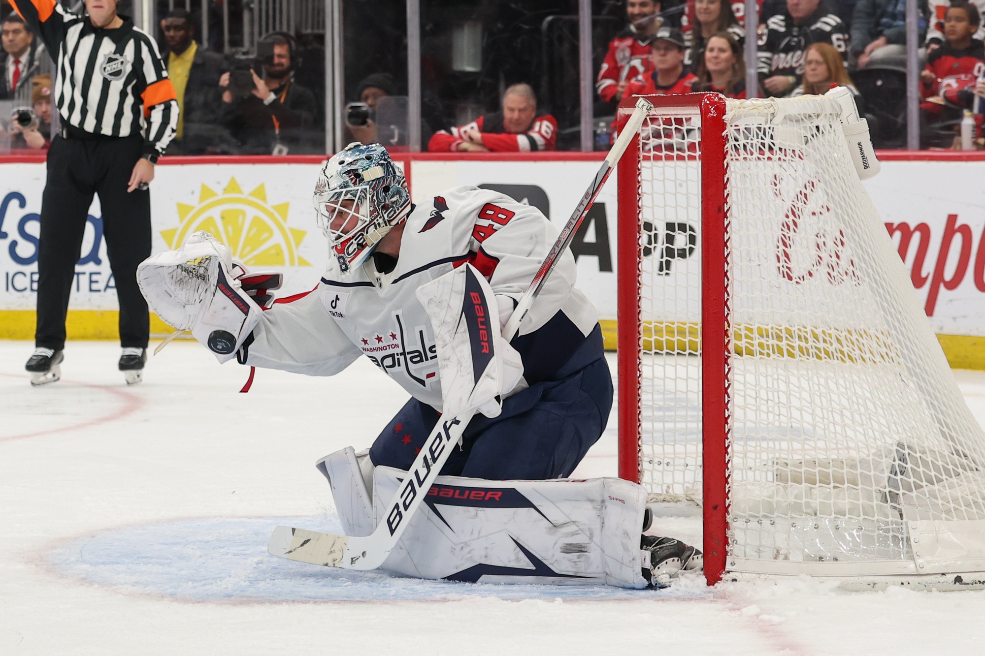 Vezina Trophy Odds 2026: Thompson, Sorokin Battling; Likely Suspects Chasing