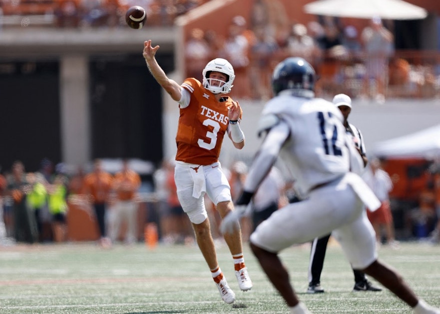 ESPN analyst picks Texas to upset Alabama in Week 2