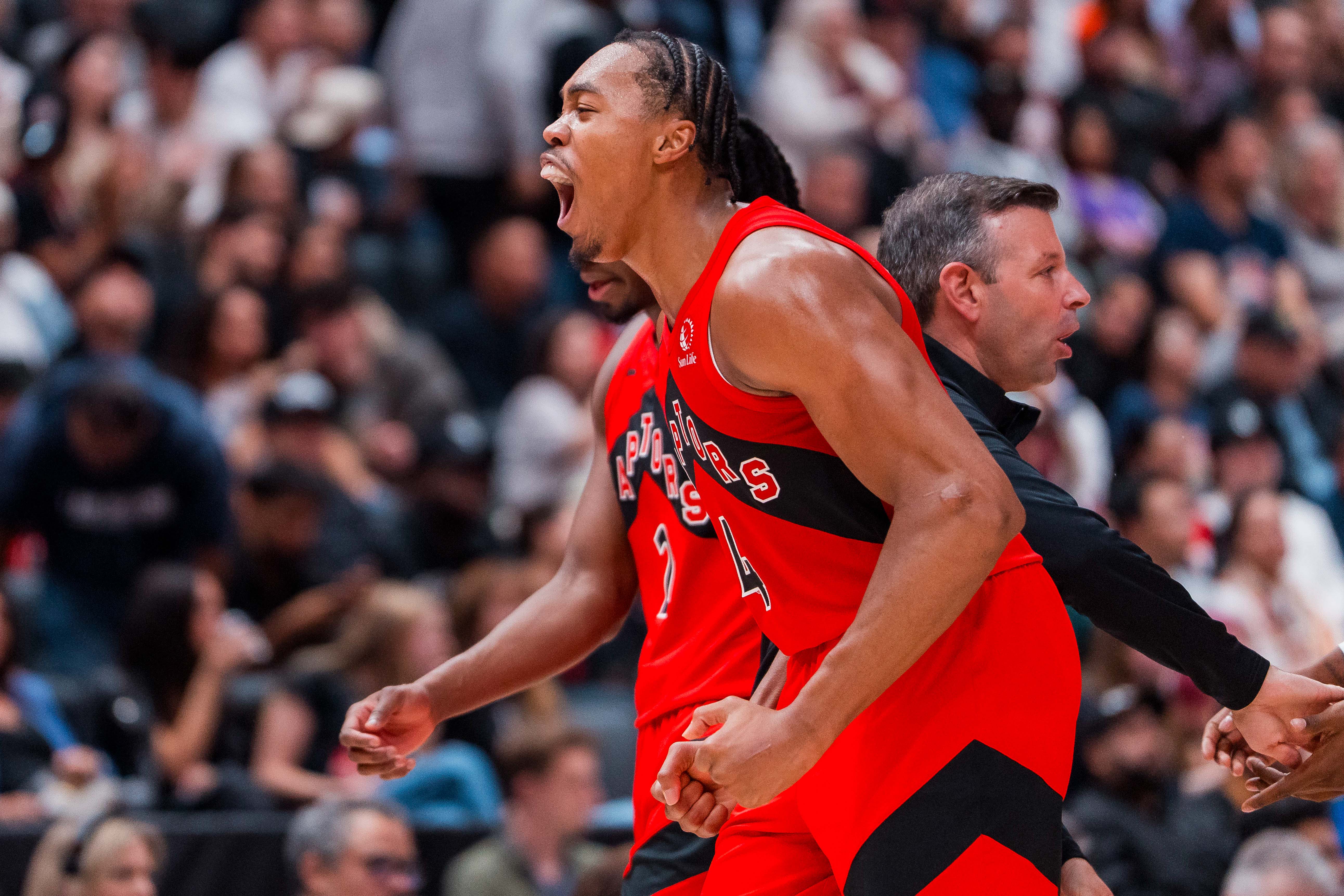Raptors guard Scottie Barnes (4) reacts as we analyze the 2026-27 NBA Defensive Player of the Year odds.