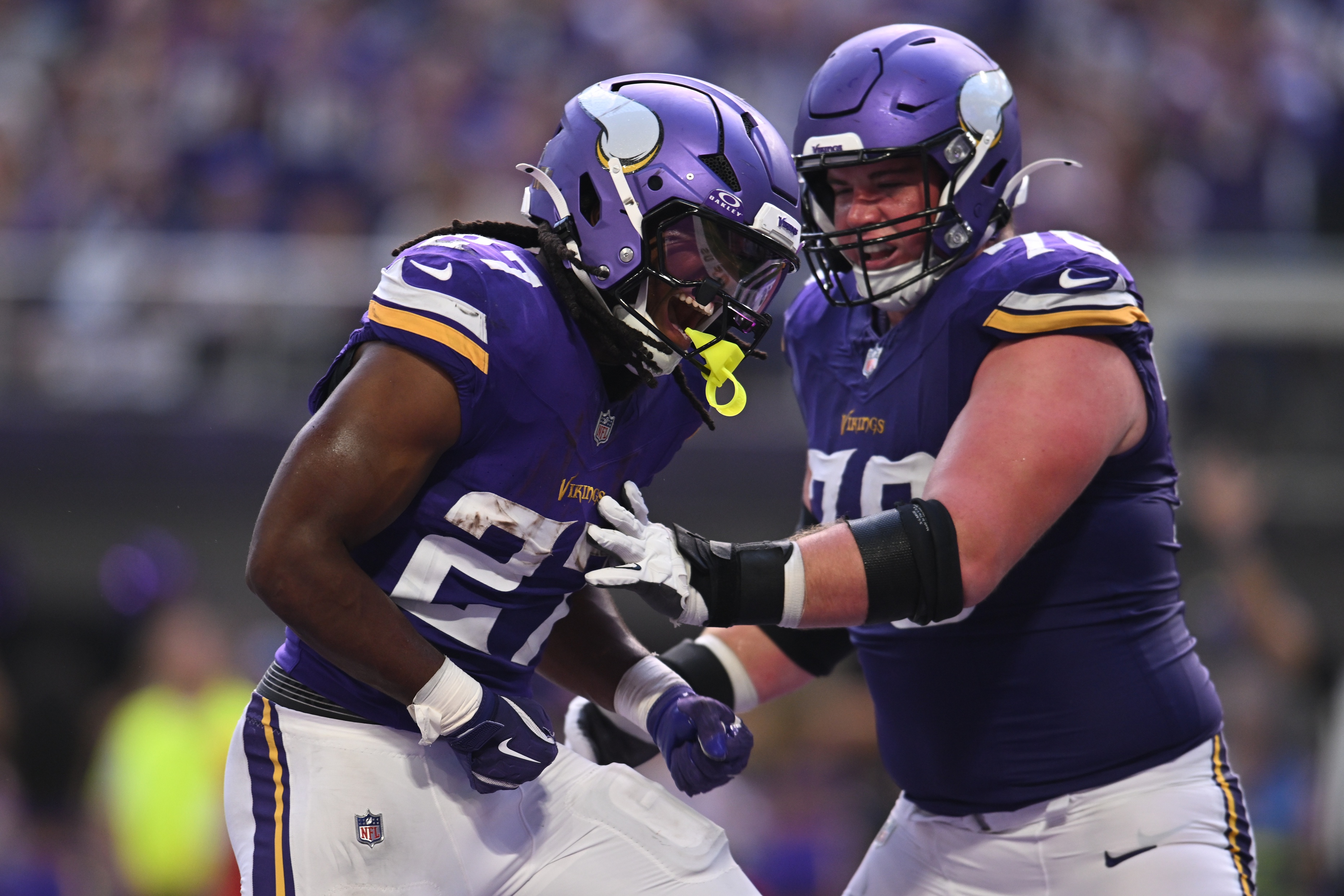 Best Vikings vs. Steelers Player Prop Picks for Week 4: Rodgers to Struggle in Dublin