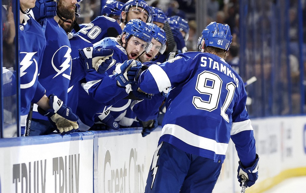 Maple Leafs Vs. Lightning Picks, Predictions & Odds - Slow Sledding To ...