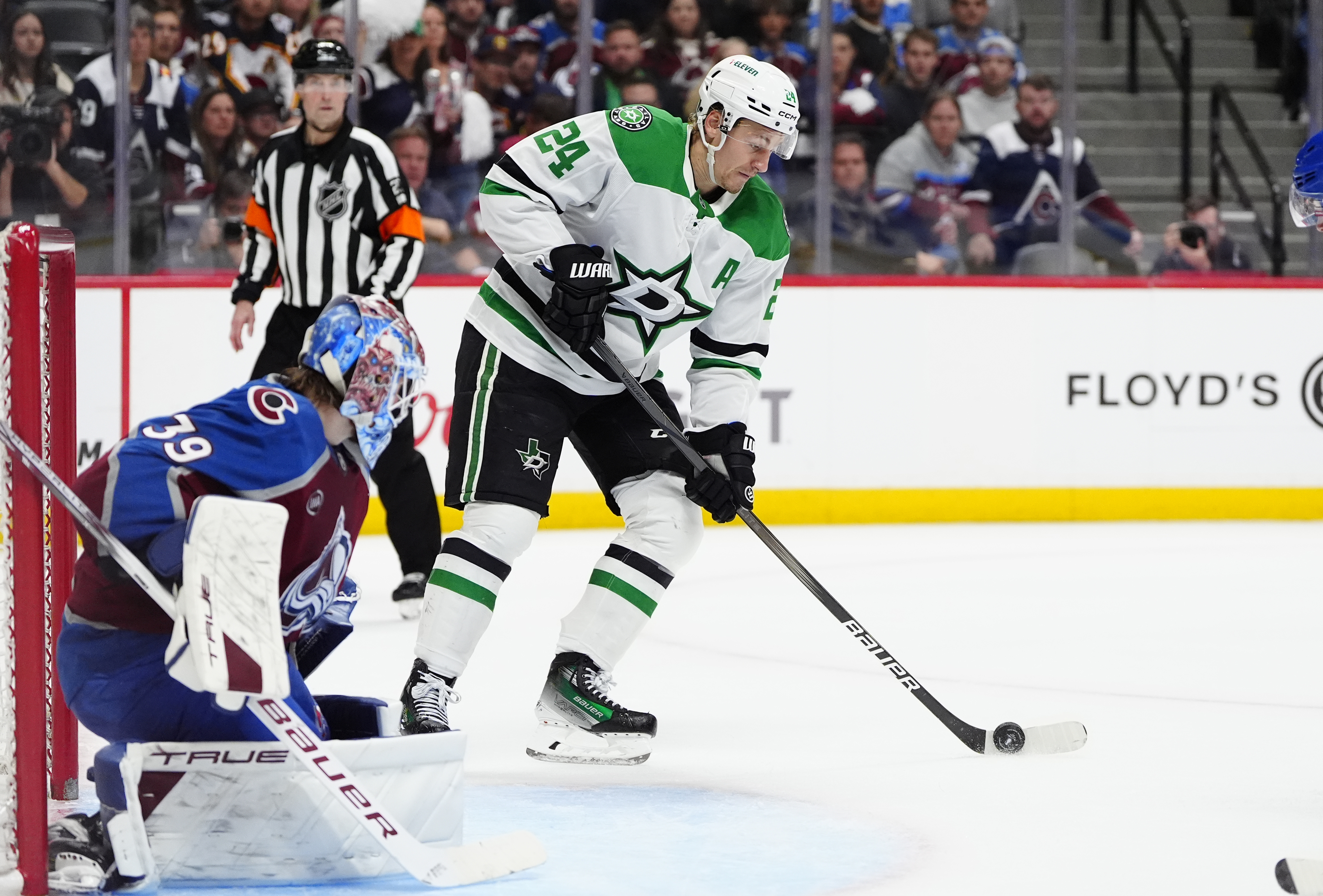 Stars vs. Jets Player Props Tonight: Game 1 Odds & NHL Expert Picks for Wednesday, May 7 