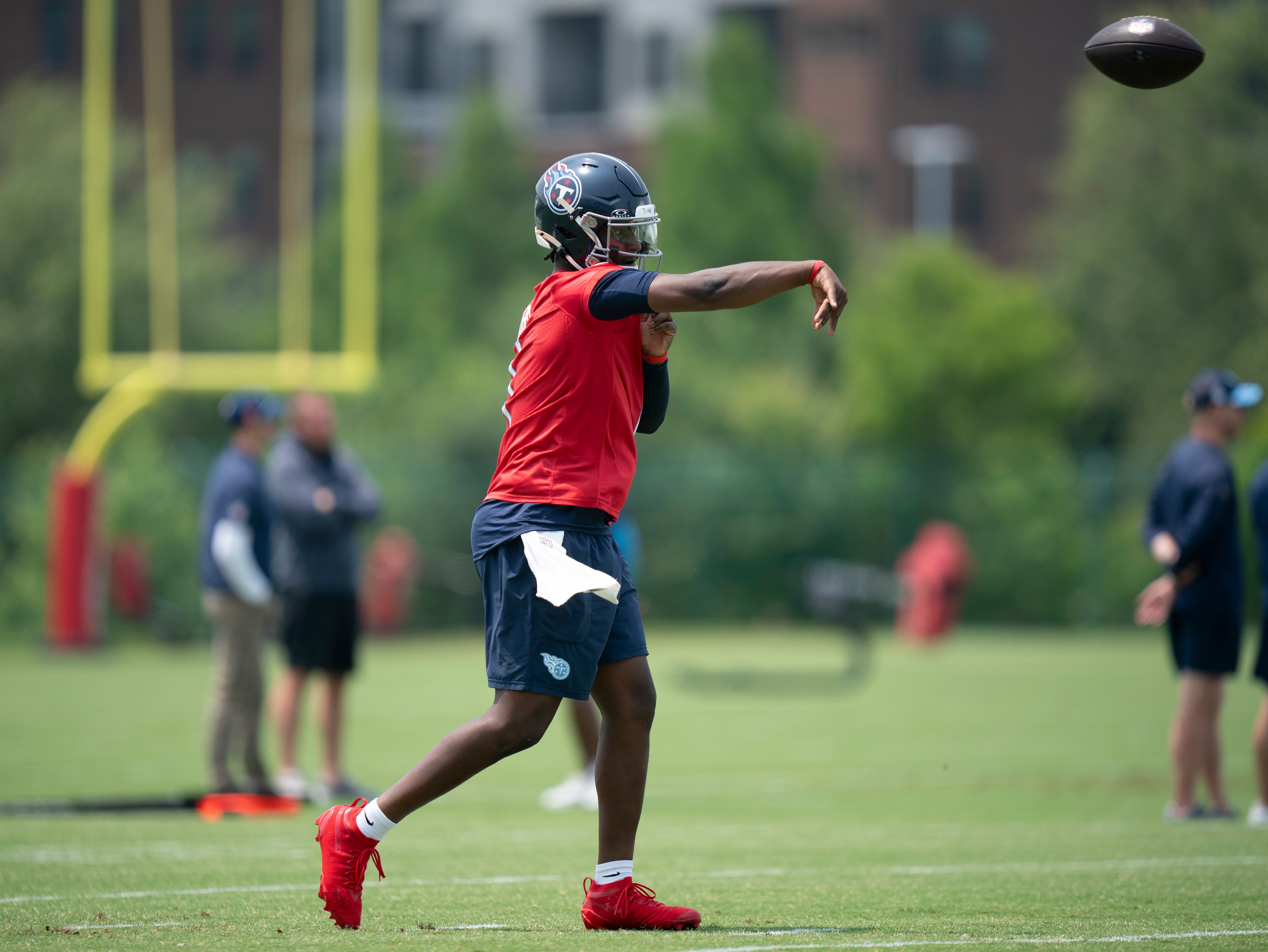 NFL Rookie of the Year Odds 2025: Prediction & Betting Favorites as Training Camp Begins