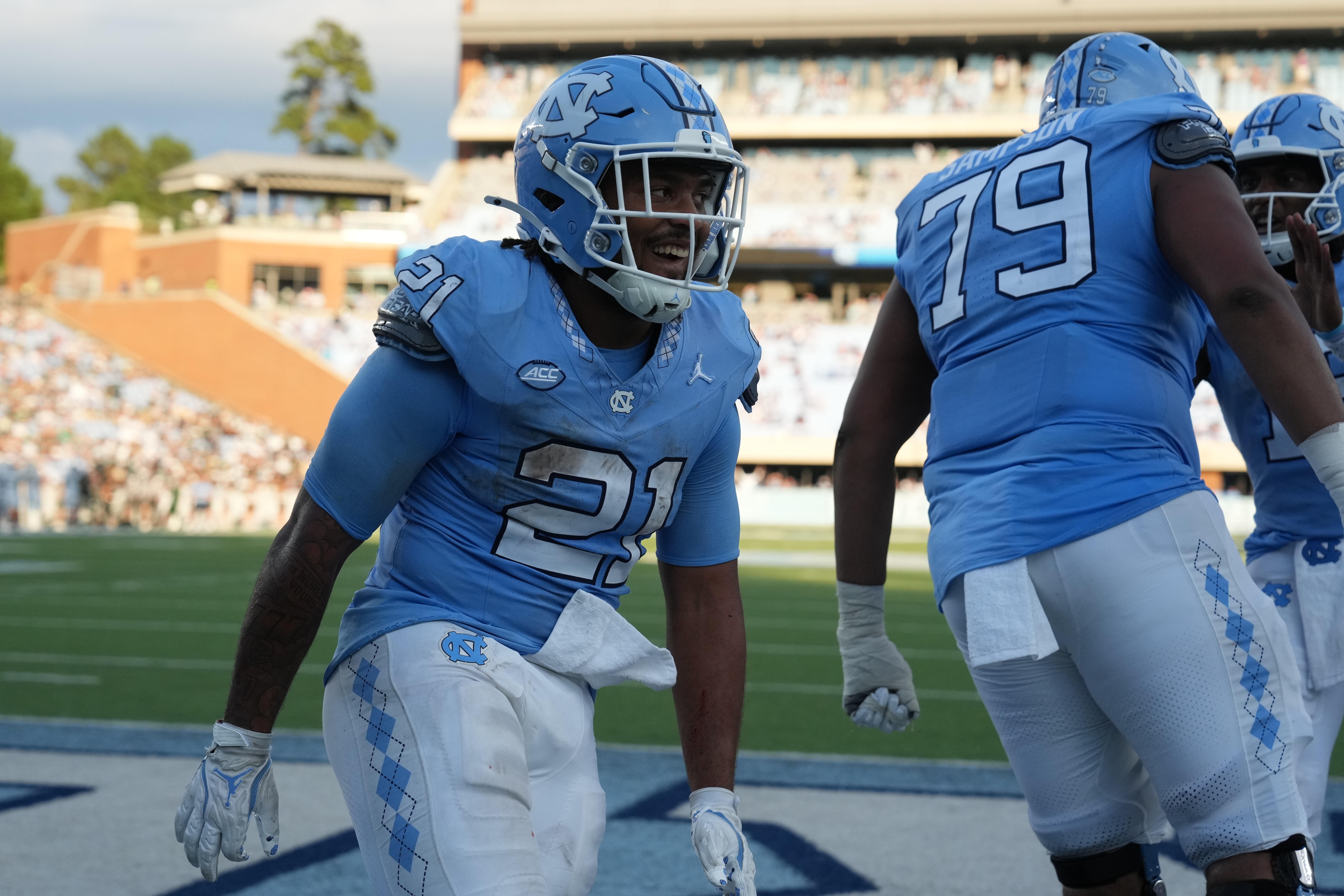 College Football AI Predictions Week 1: ChatGPT Projections & ATS Picks for Top Games