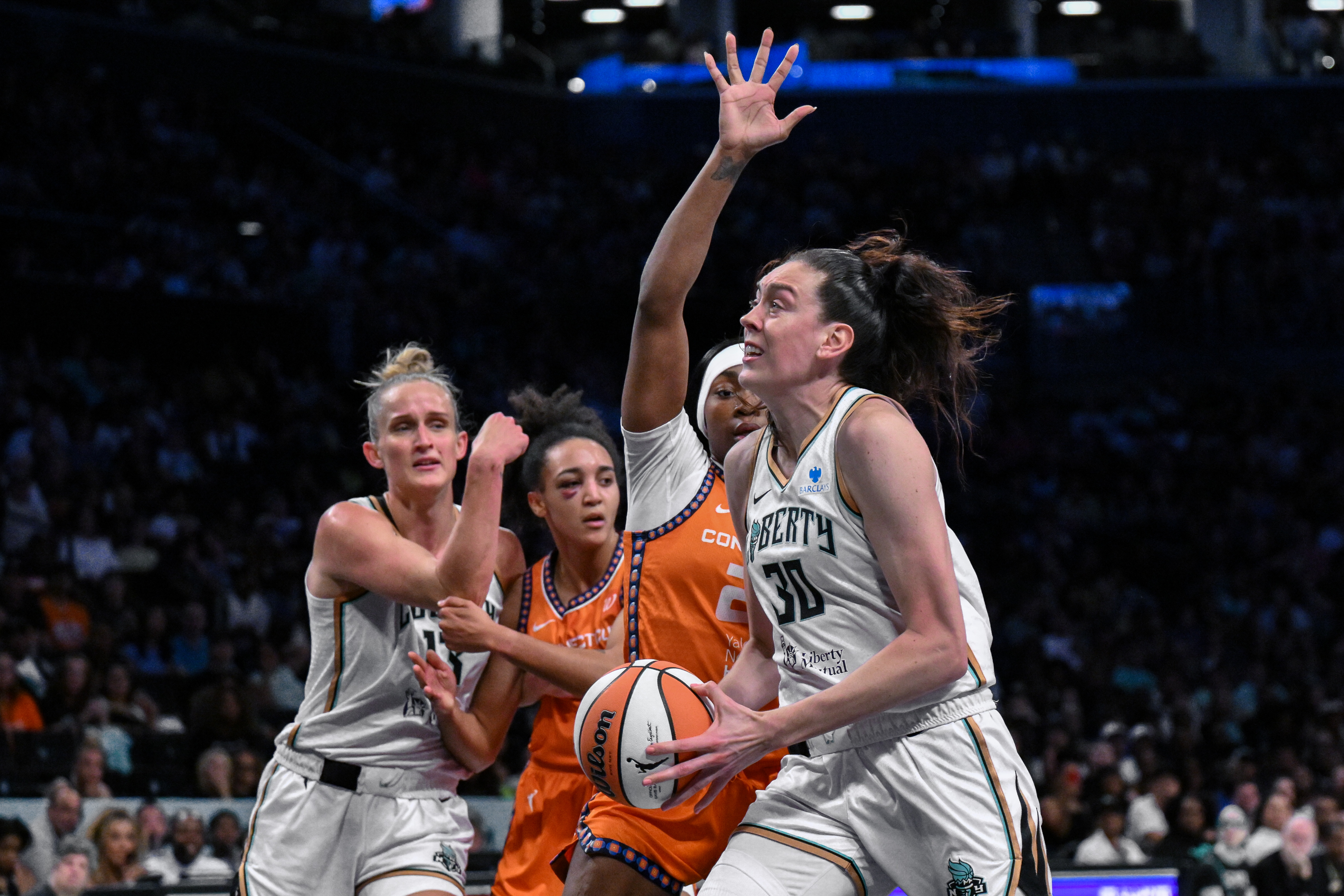 Breanna Stewart (30) is the focus of our Sun vs. Liberty prediction. 