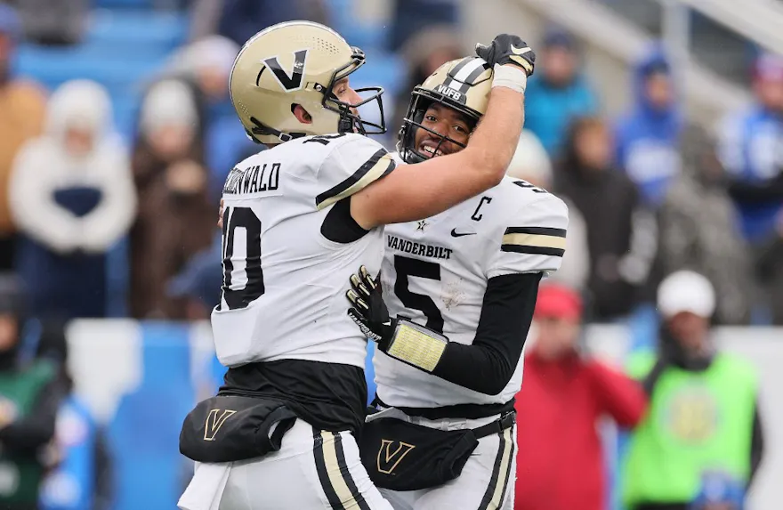 Mike Wright of the Vanderbilt Commodores celebrates against the Kentucky Wildcats. 