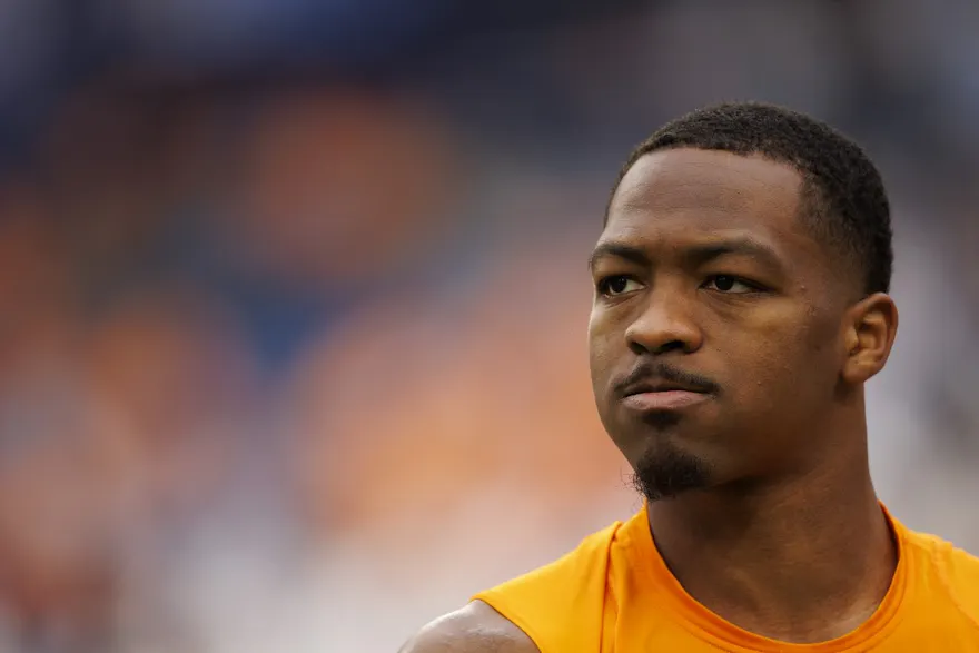 Hendon Hooker of the Tennessee Volunteers warms up before the TransPerfect Music City Bowl against the Purdue Boilermakers at Nissan Stadium on December 30, 2021 in Nashville, Tennessee. Photo by Brett Carlsen Getty Images via AFP.