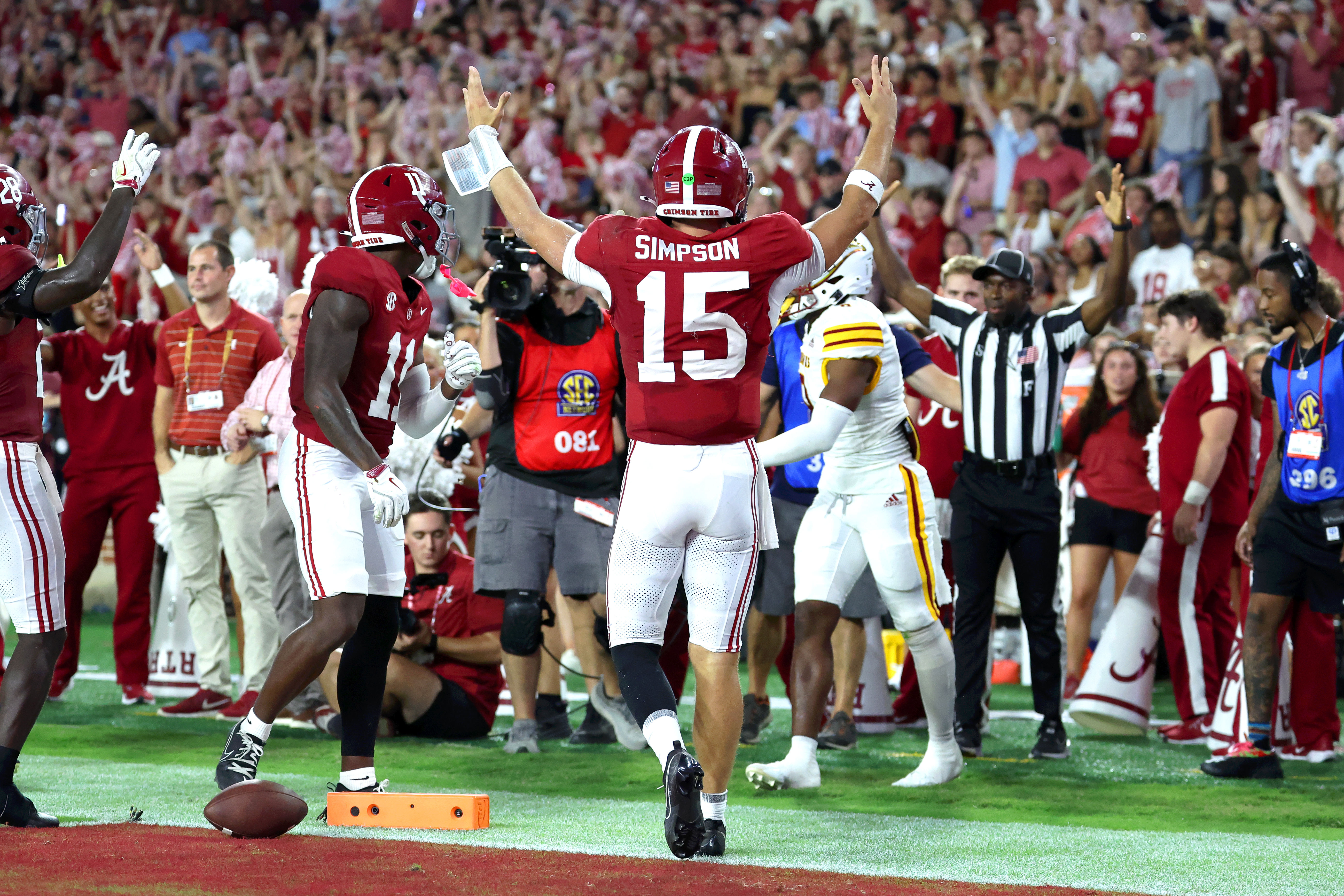 Alabama vs. Georgia Prediction: Odds & Expert Picks for College Football Week 5