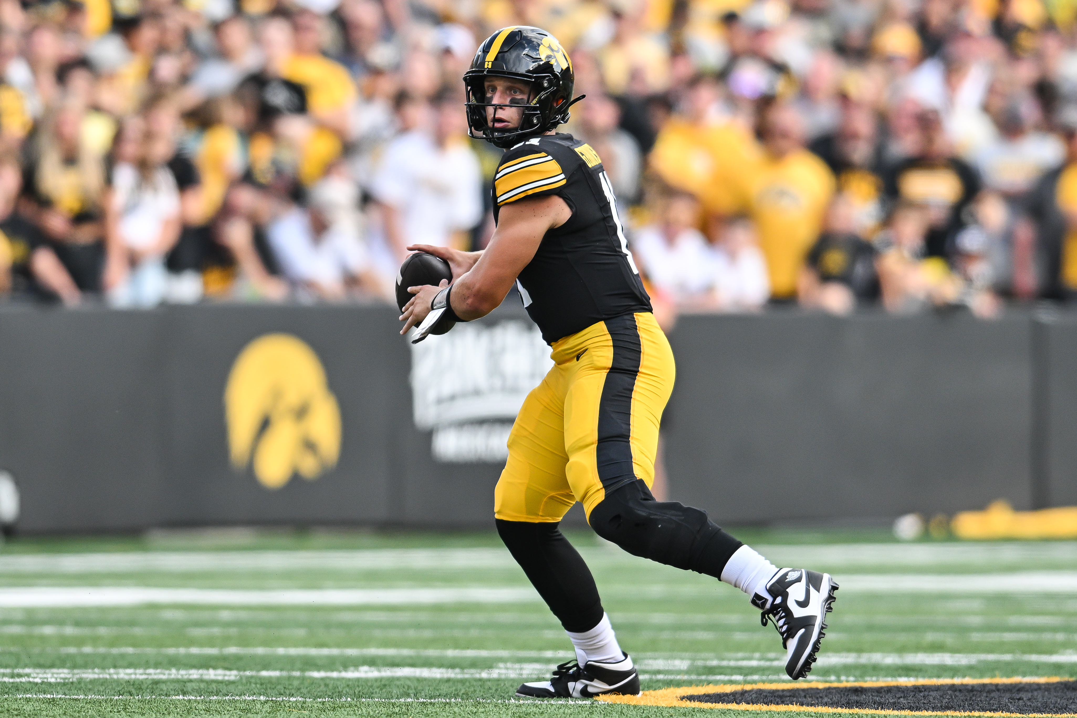 College Football Betting Guide Week 2: The Smart Way to Bet $100 This Week
