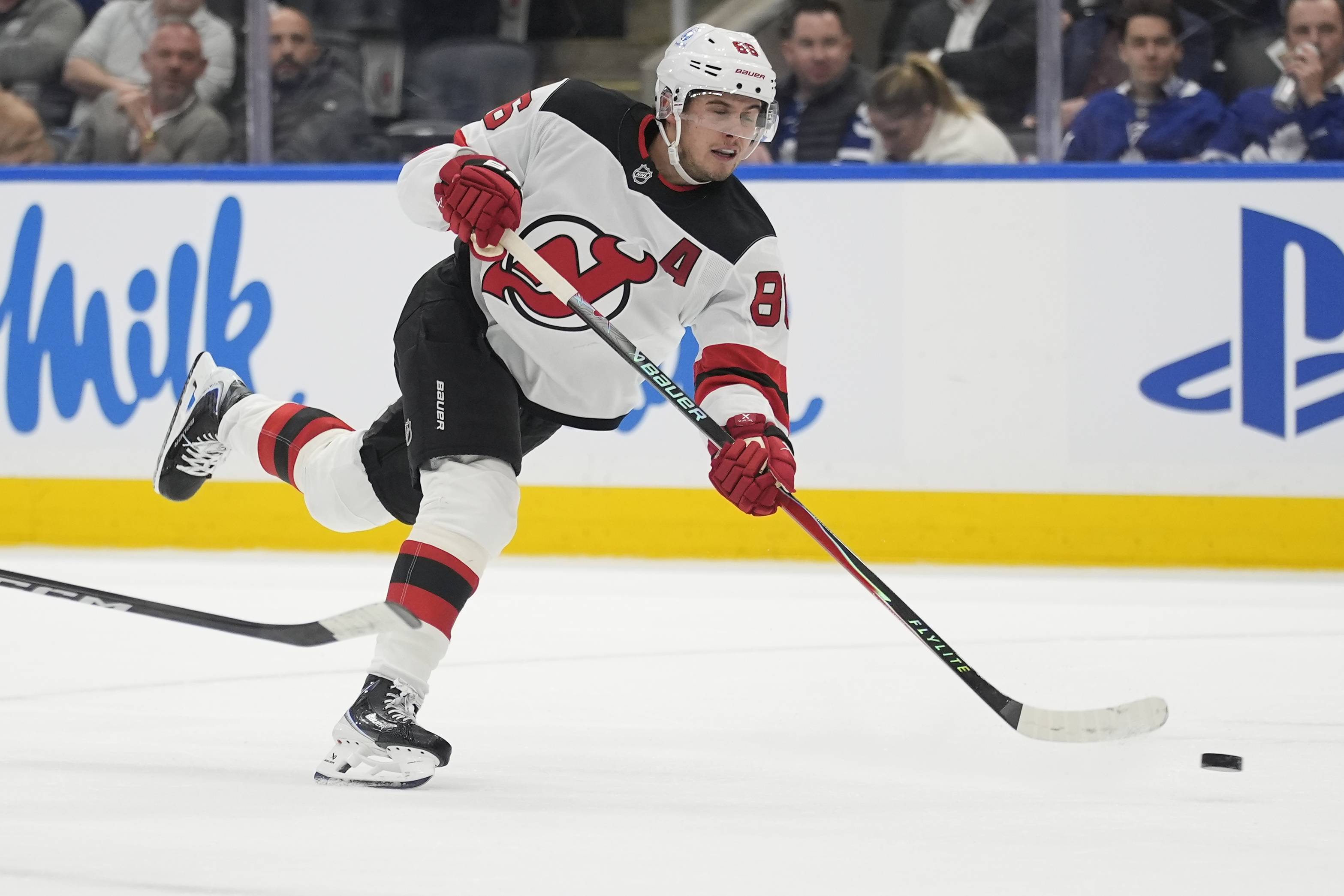 NHL Player Props Today: Anytime Goal Scorer Predictions & Best Bets for Tonight