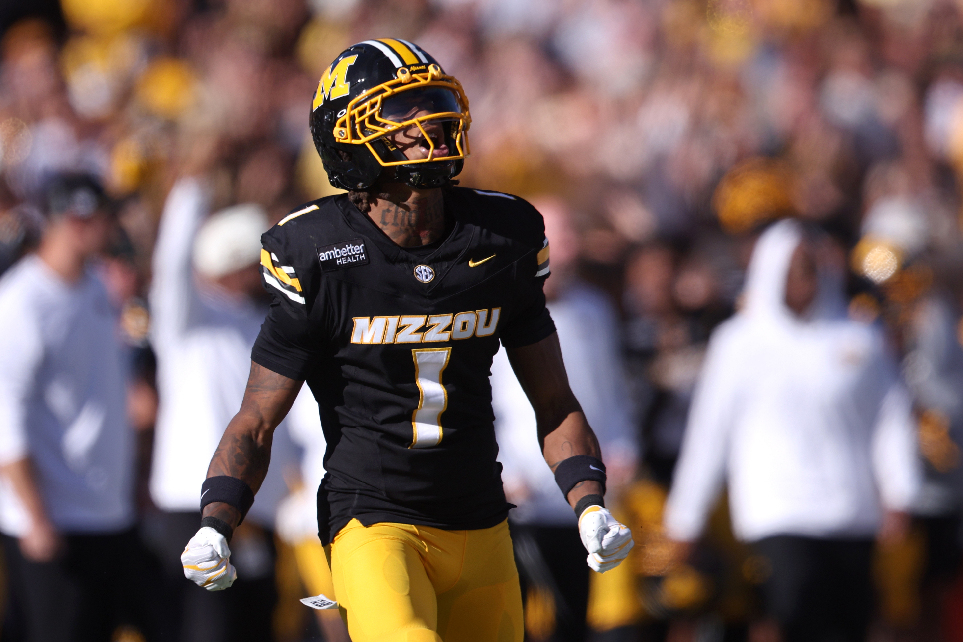 Missouri Tigers cornerback Chris Graves Jr. reacts as we make our best college football moneyline picks for Week 6