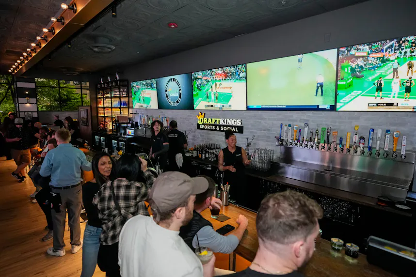 Sports Betting Revenue Tracker