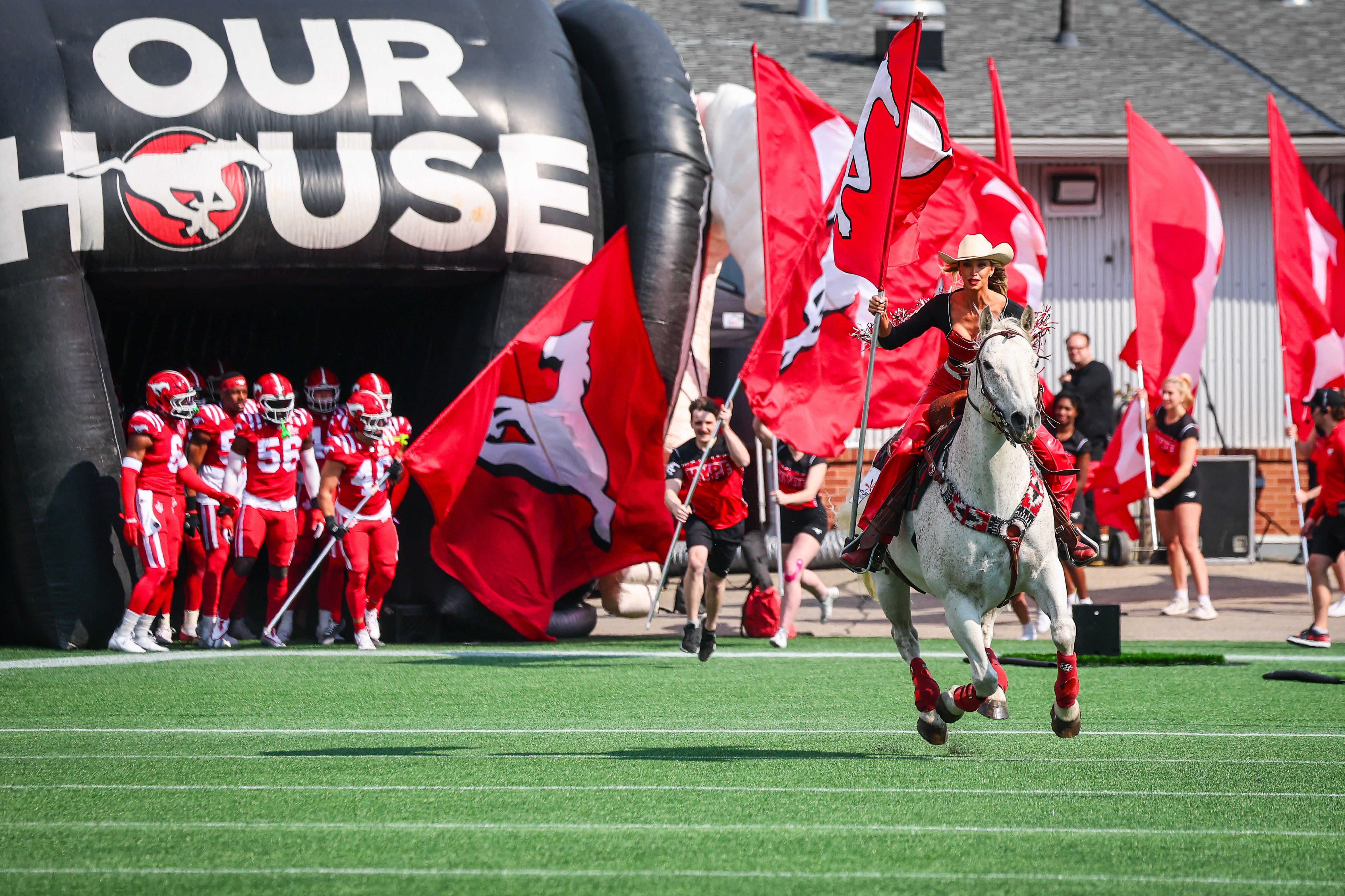 Calgary Stampeders ready to take the field as we look at bet365 launching in the province. 