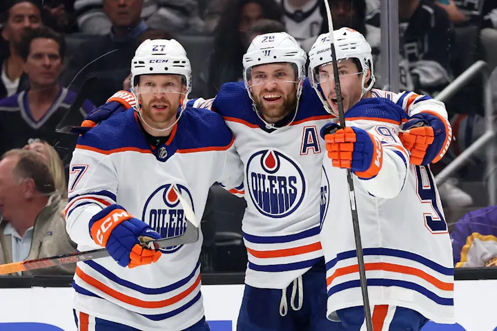 Oilers vs. Kings Predictions & Odds: Game 4 Expert Picks for Sunday