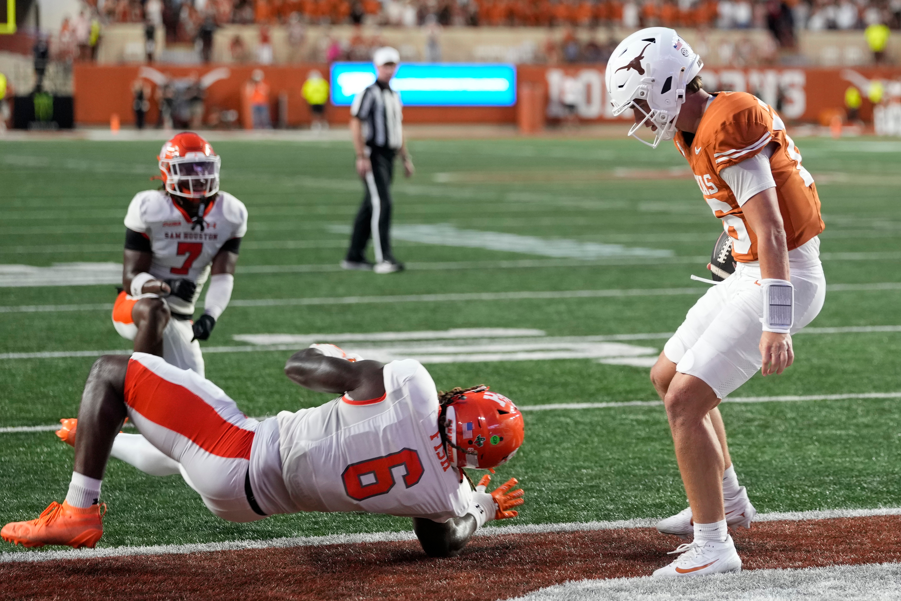 Heisman Trophy Odds 2025: Transfers Continue to Shine as Mateer, Mendoza, Moore Lead Race