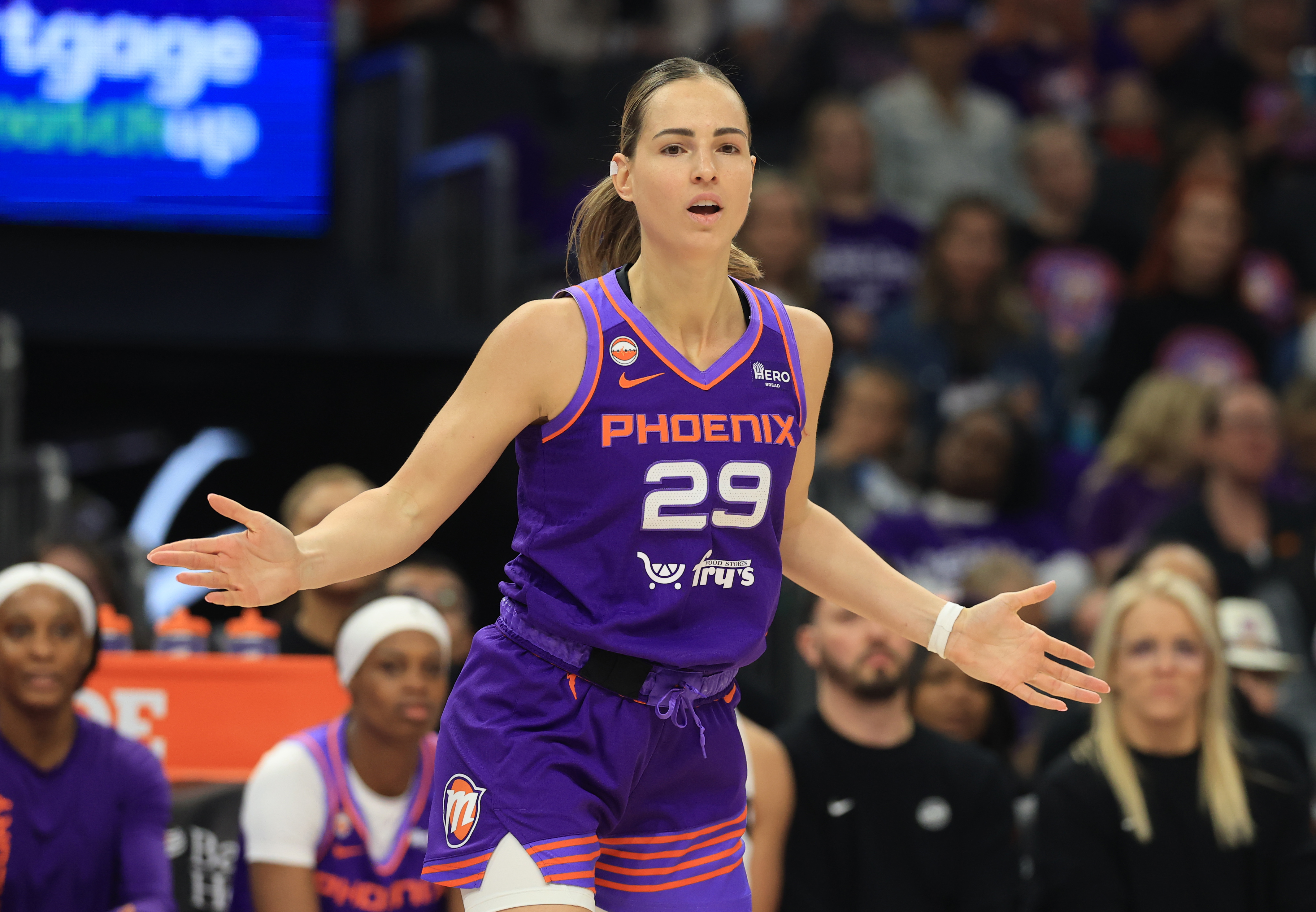 Phoenix Mercury guard Jovana Nogic (29), seen here reacting during a game, is featured in our Sparks vs. Mercury prediction today.