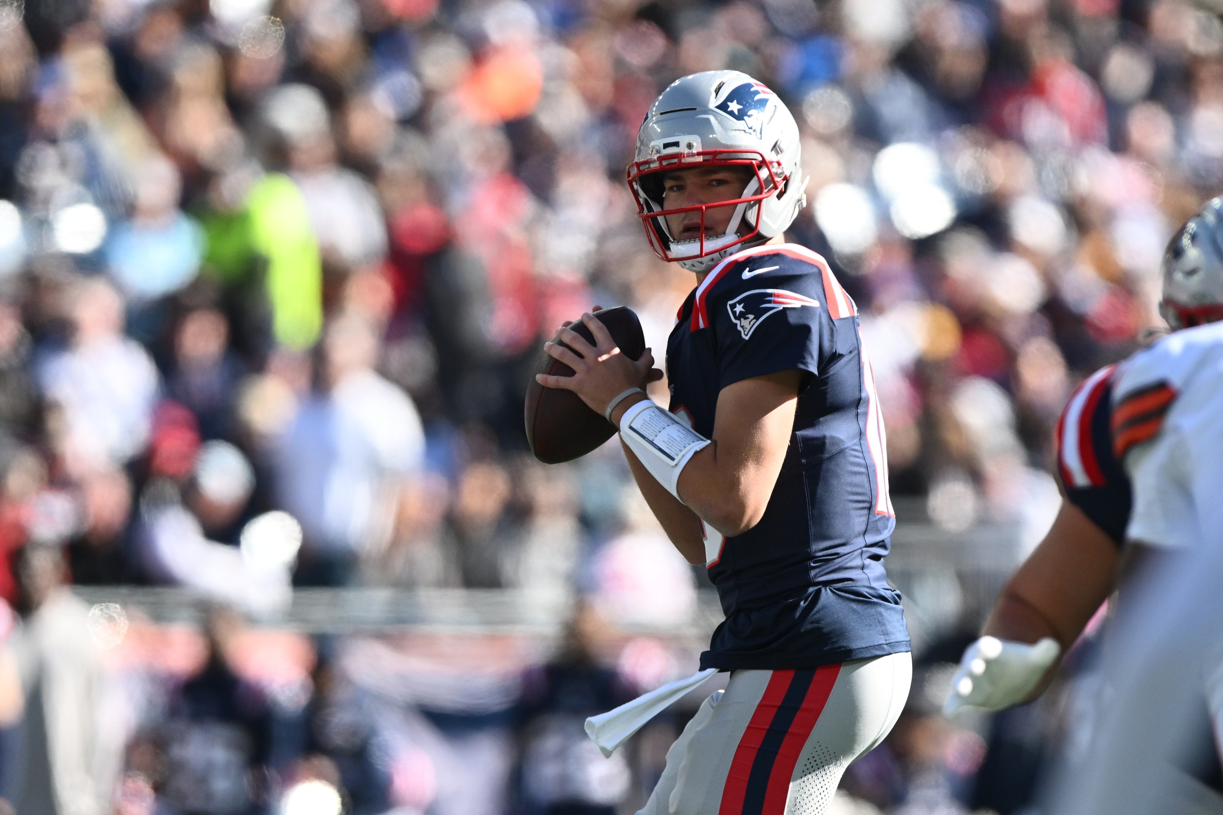NFL MVP Odds: Only Allen, Mahomes More Likely to Win MVP Than Drake Maye