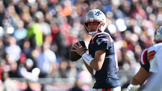 Drake Maye, among the Most Likely to Win MVP, according to the MVP odds, goes to work against the Cleveland Browns.