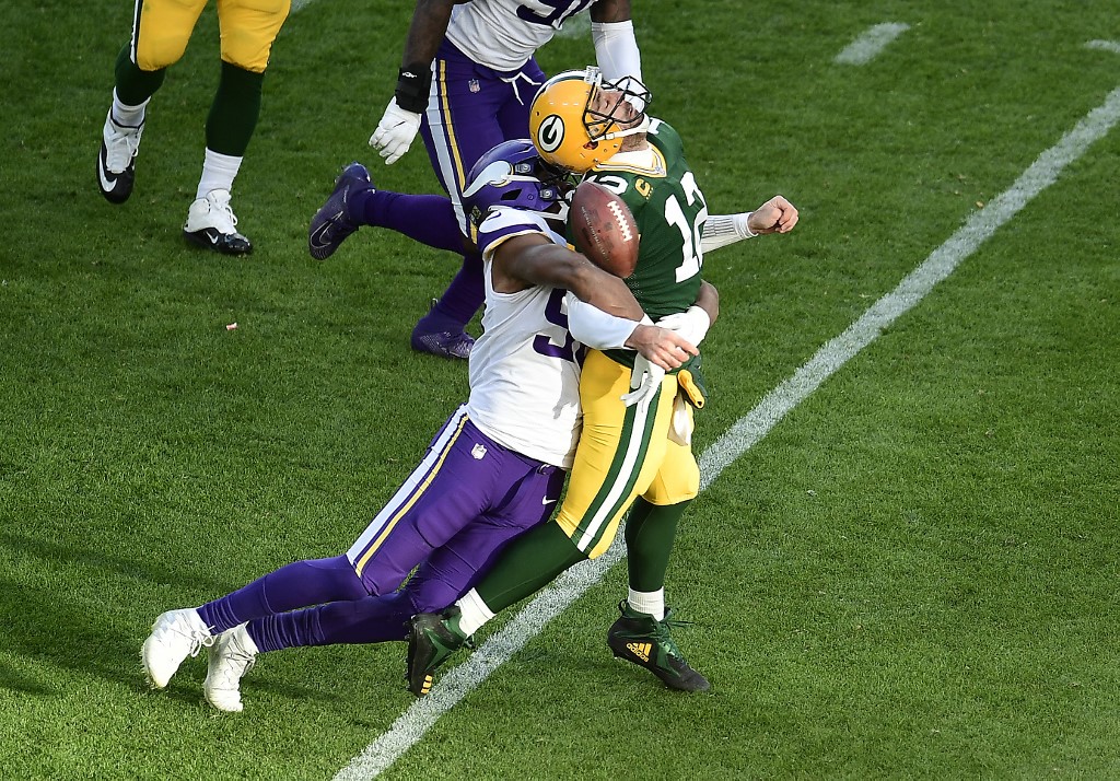 Week 17 Odds: Packers open as 3.5-point favorites vs Vikings