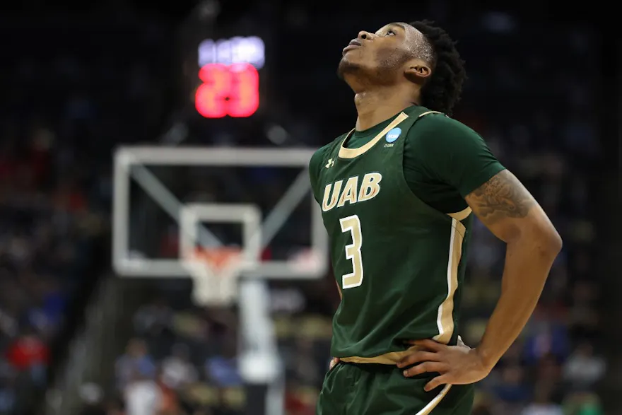 Tavin Lovan #3 and the UAB Blazers go for NIT glory in our North Texas vs. UAB prediction.