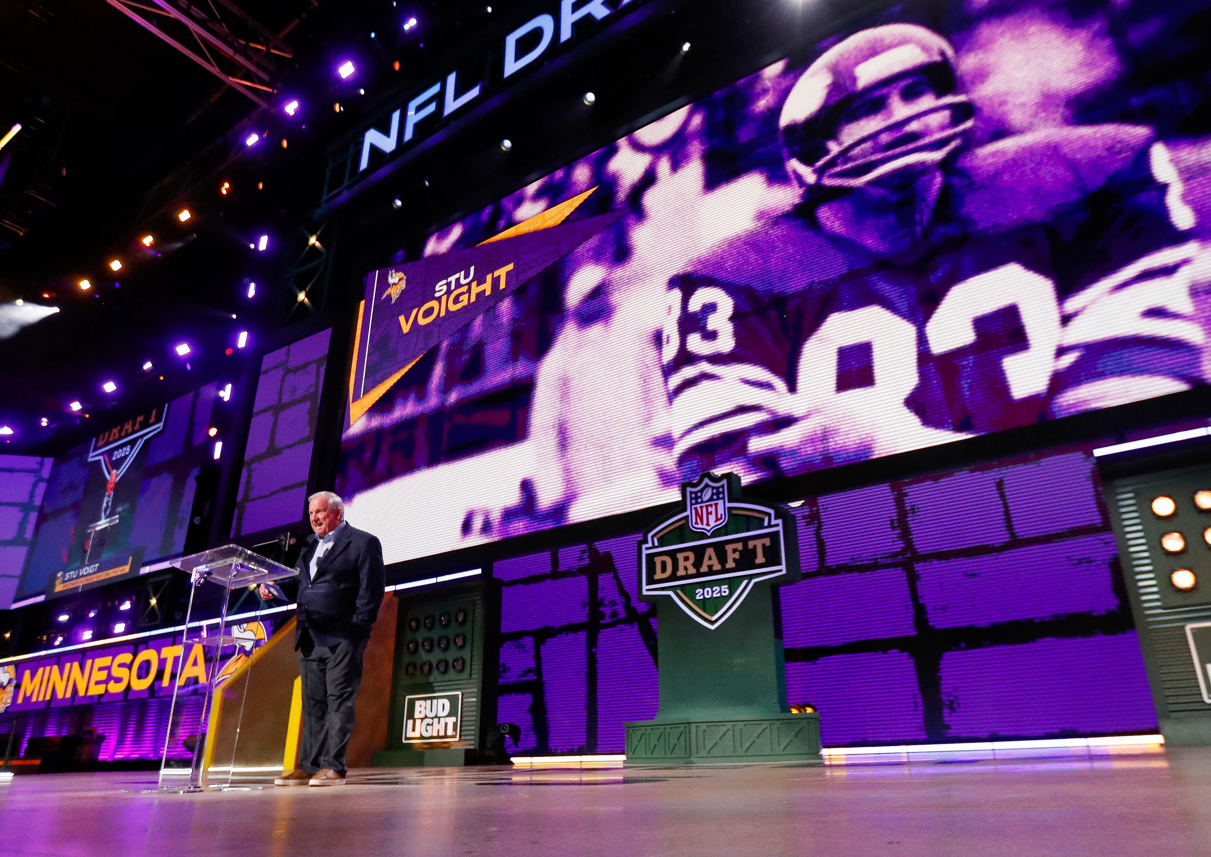 Former Minnesota Vikings tight end Stu Voigt announces the team’s selection with the 102nd overall pick during the third round of the 2025 NFL Draft on Friday, April 25, 2025, at Lambeau Field in Green Bay, Wisconsin.