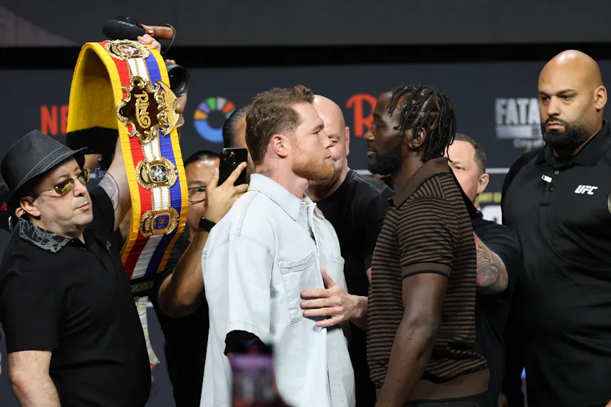 Canelo Alvarez vs. Terence Crawford Odds: Updated Betting Lines for Saturday's Bout
